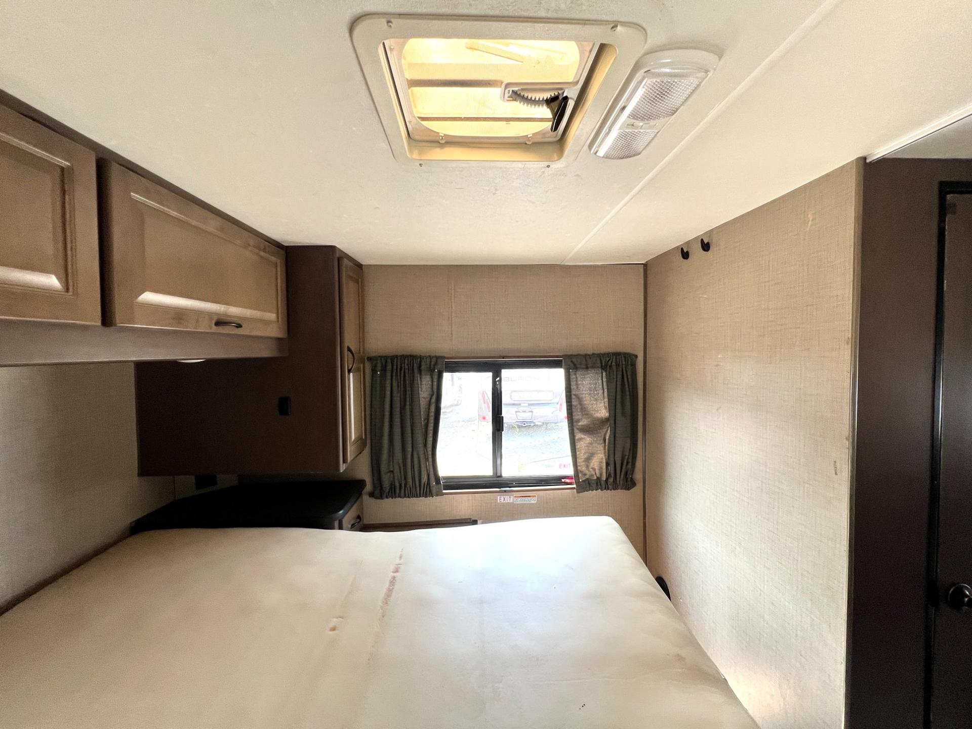 2019 Thor Motor Coach 2019 Thor Motor Coach Majestic - thumbnail 36