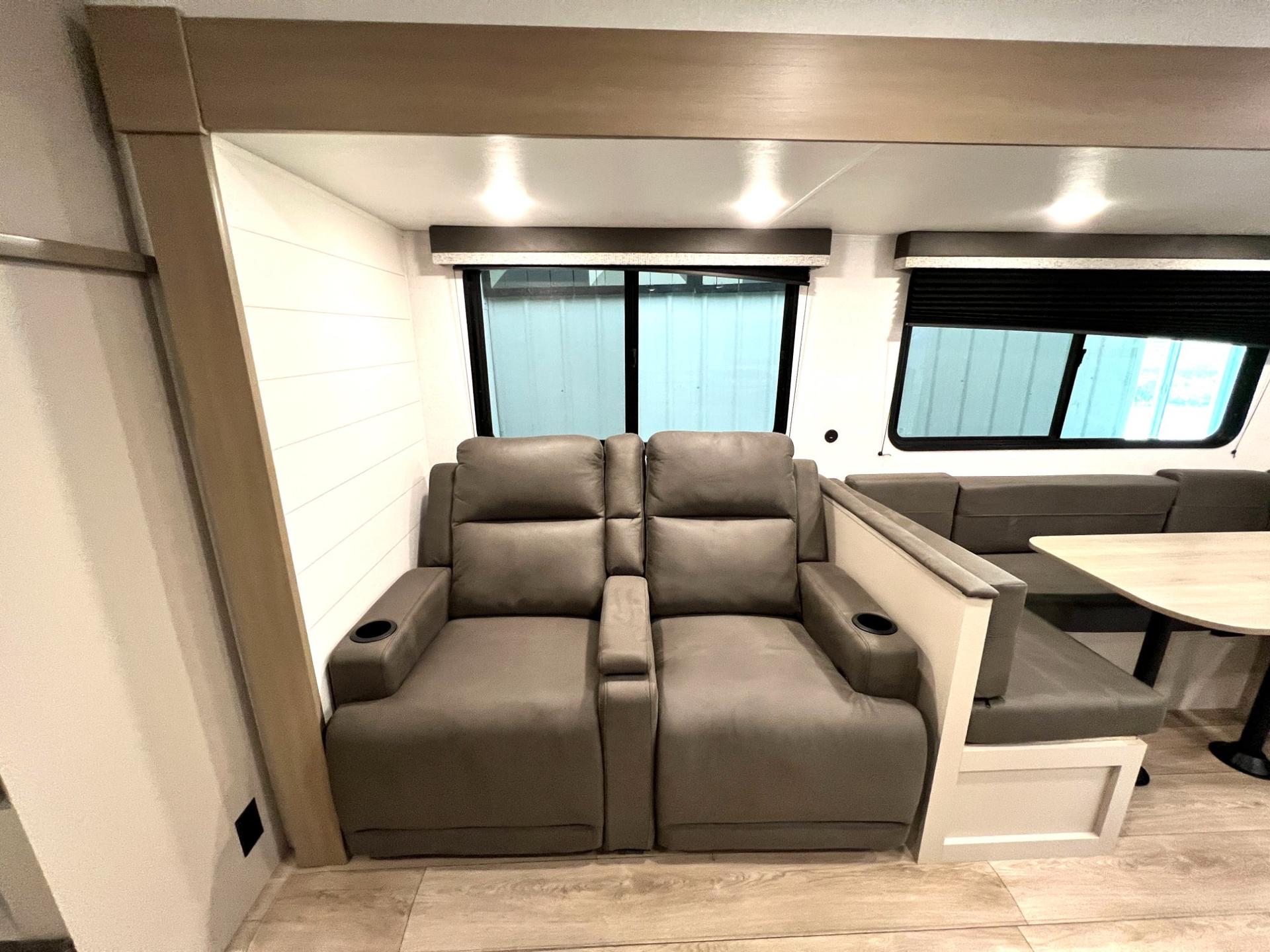 2027 Jayco 2027 Jayco Jay Flight - thumbnail 23