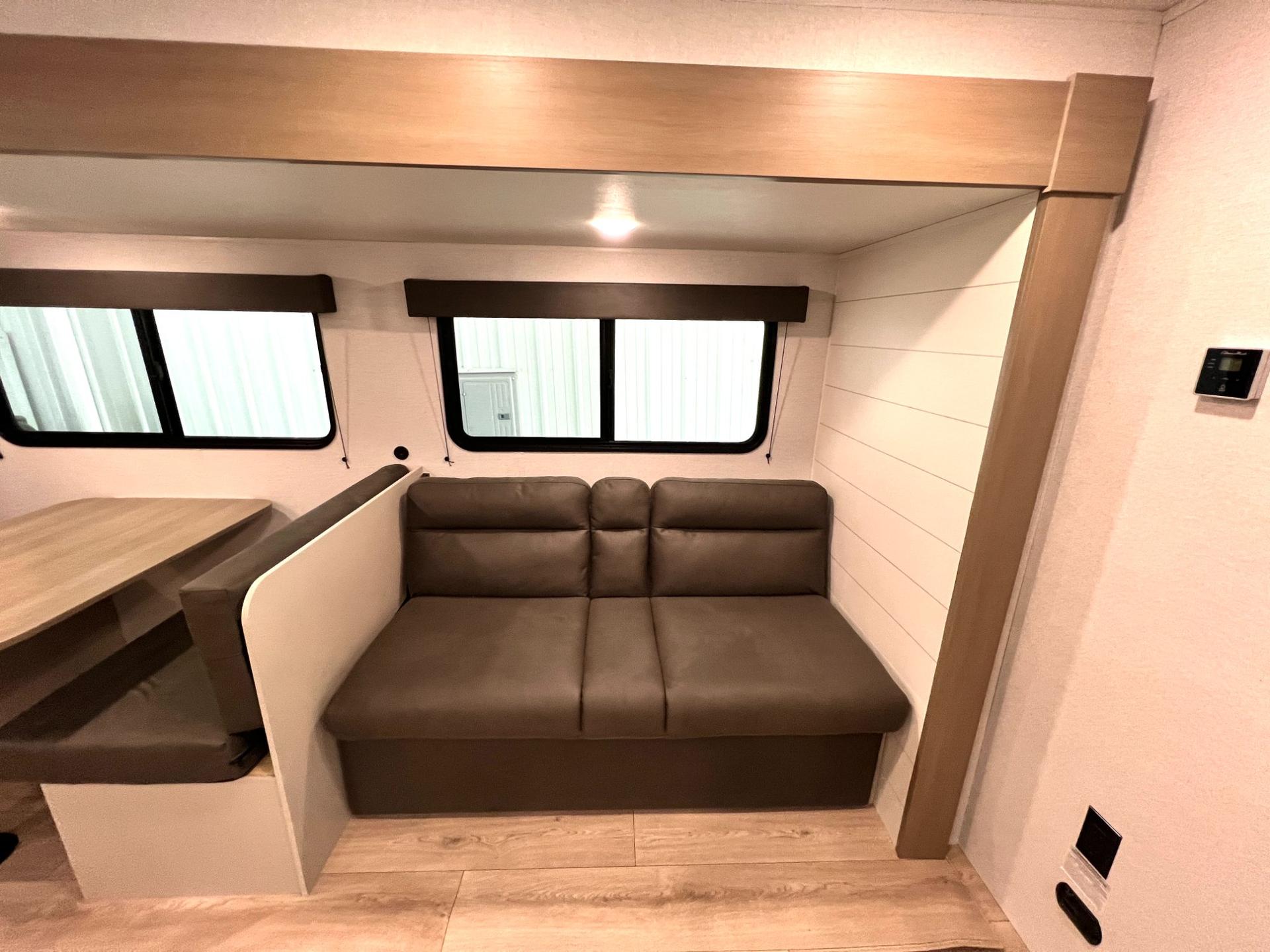 2027 Jayco 2027 Jayco Jay Flight - thumbnail 24