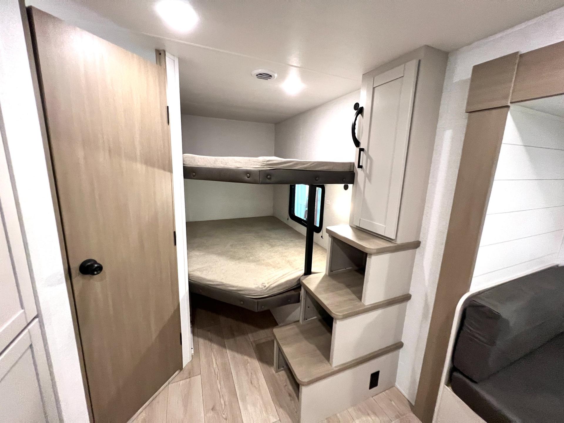 2027 Jayco 2027 Jayco Jay Flight - thumbnail 25