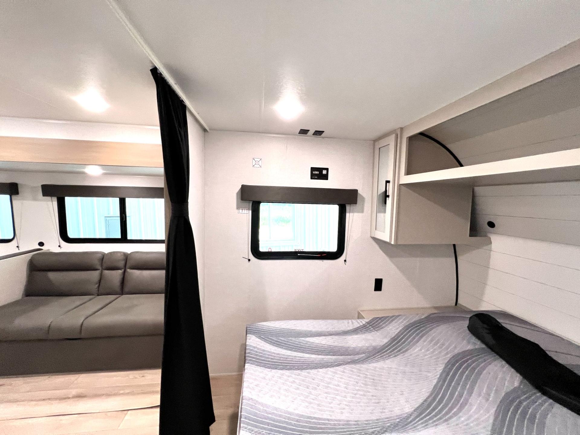 2027 Jayco 2027 Jayco Jay Flight - thumbnail 37