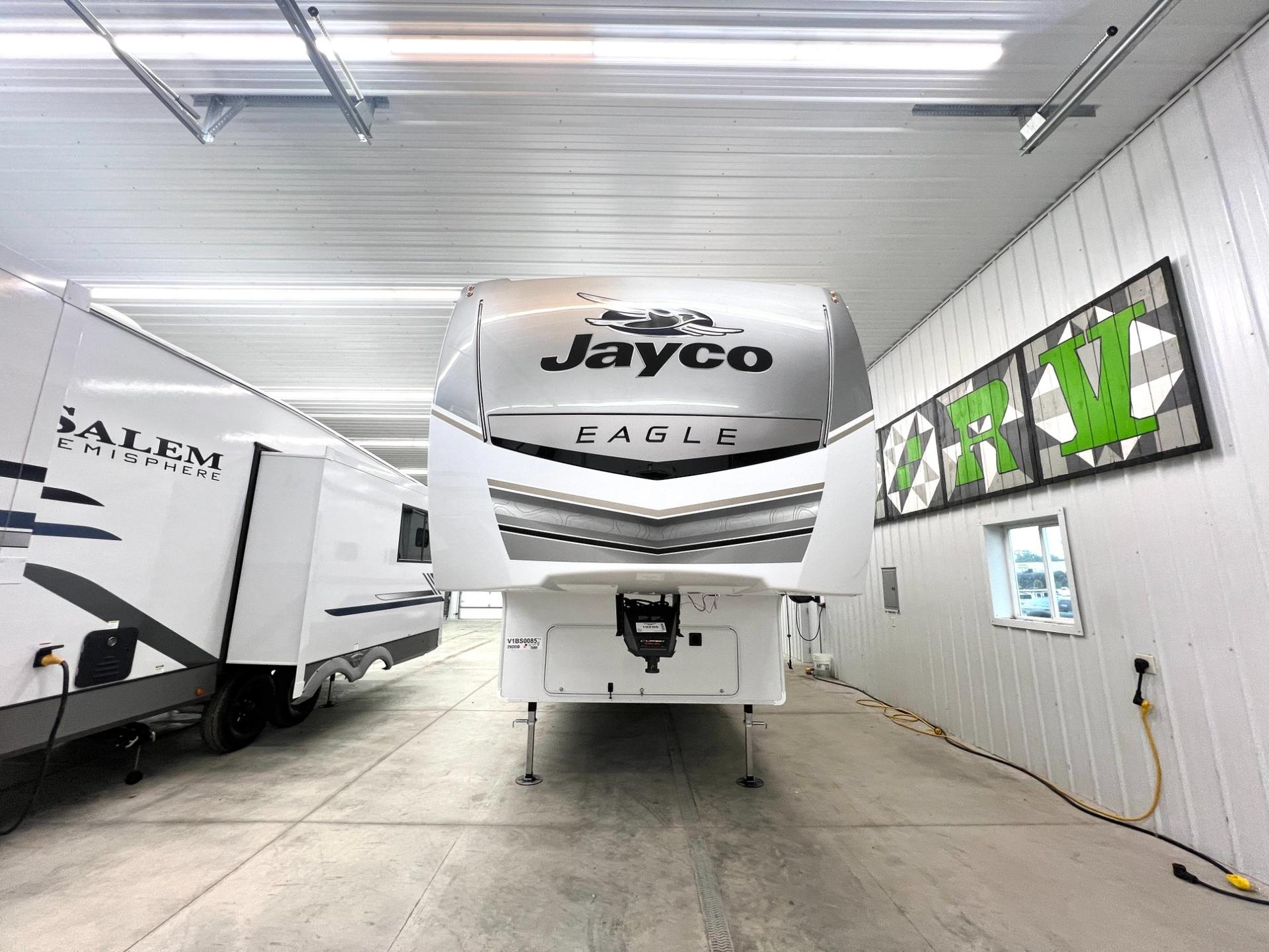 2027 Jayco 2027 Jayco Eagle - thumbnail 3