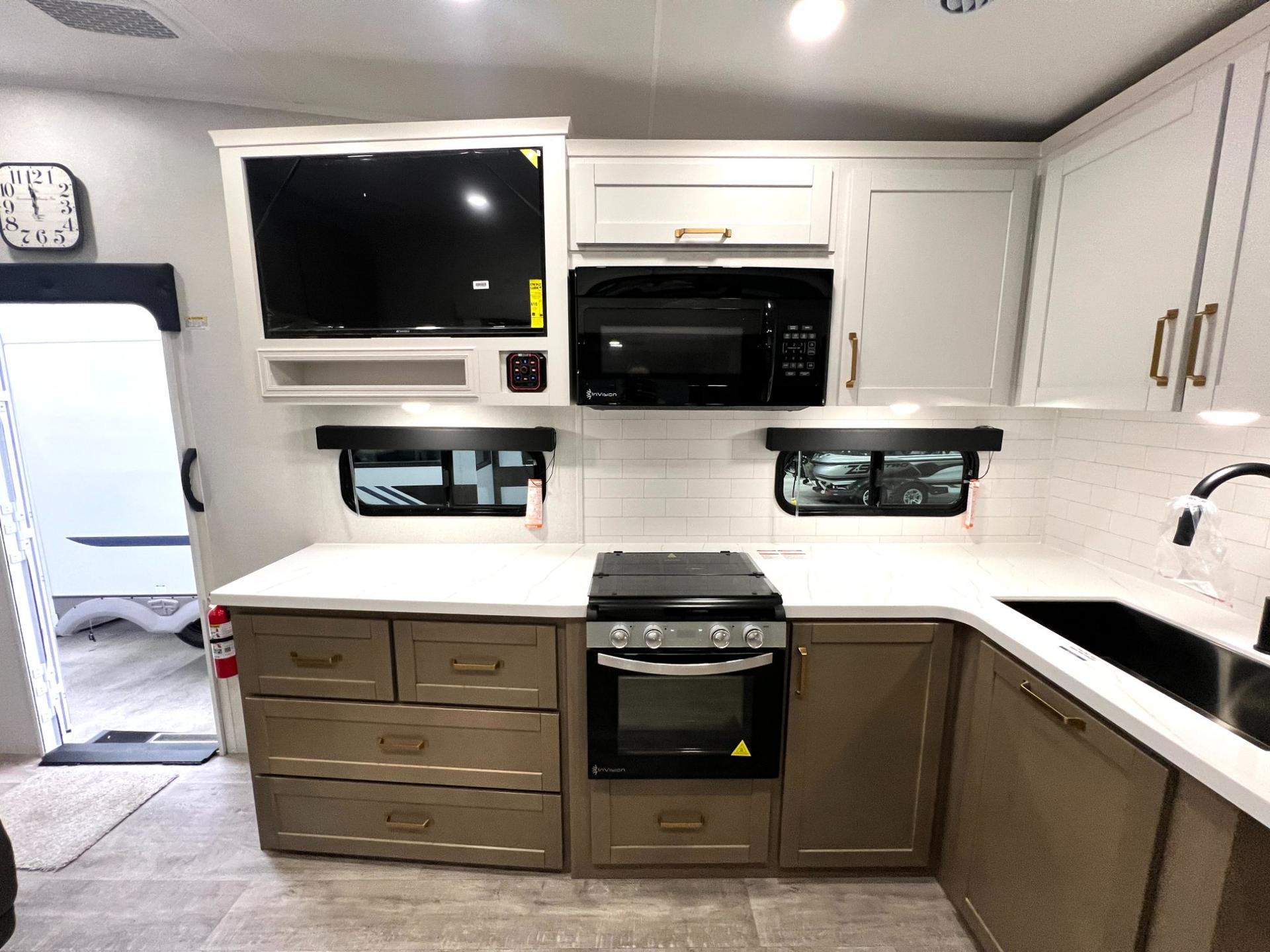 2027 Jayco 2027 Jayco Eagle - thumbnail 17