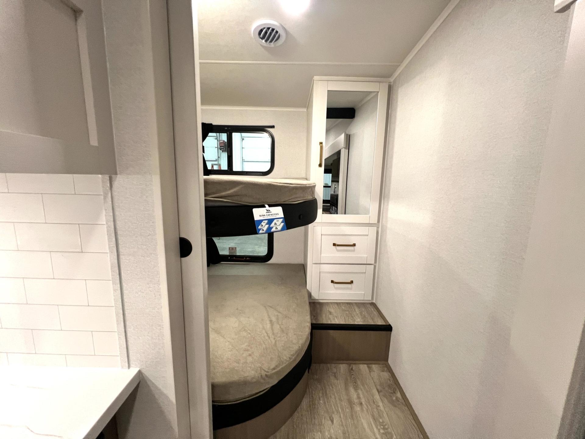 2027 Jayco 2027 Jayco Eagle - thumbnail 29