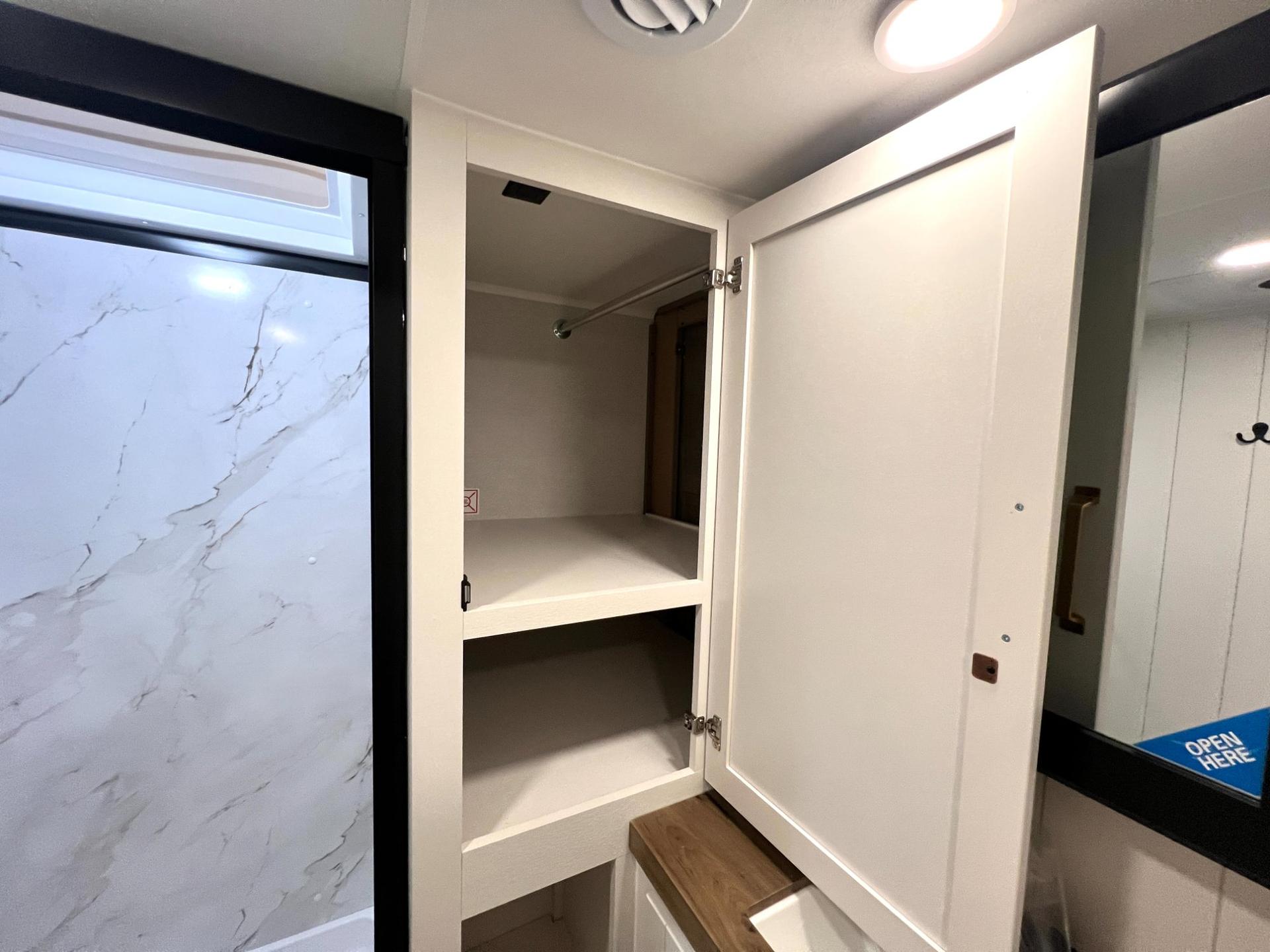 2027 Jayco 2027 Jayco Eagle - thumbnail 37
