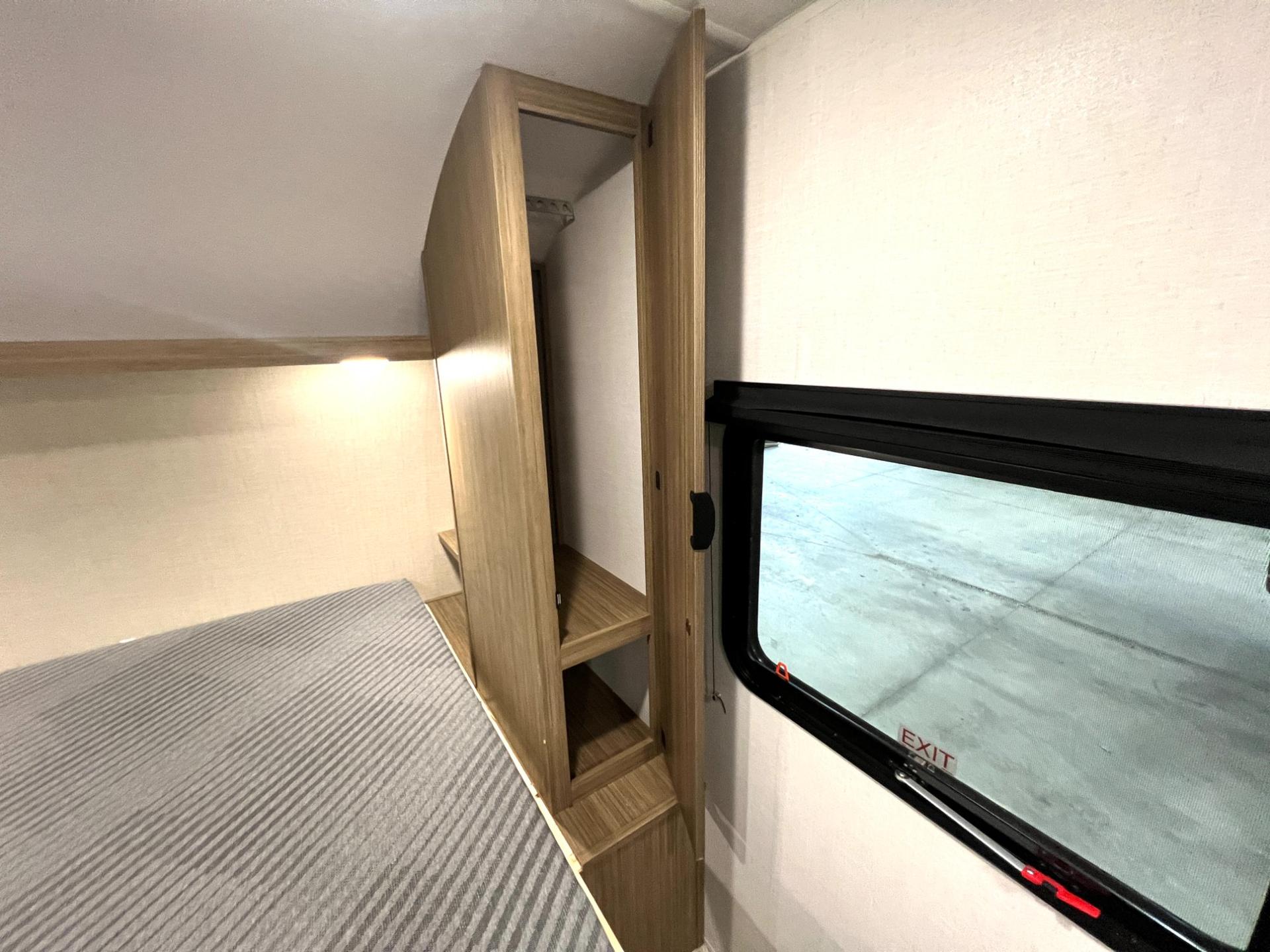 2027 Forest River 2027 Forest River SALEM FSX - thumbnail 34
