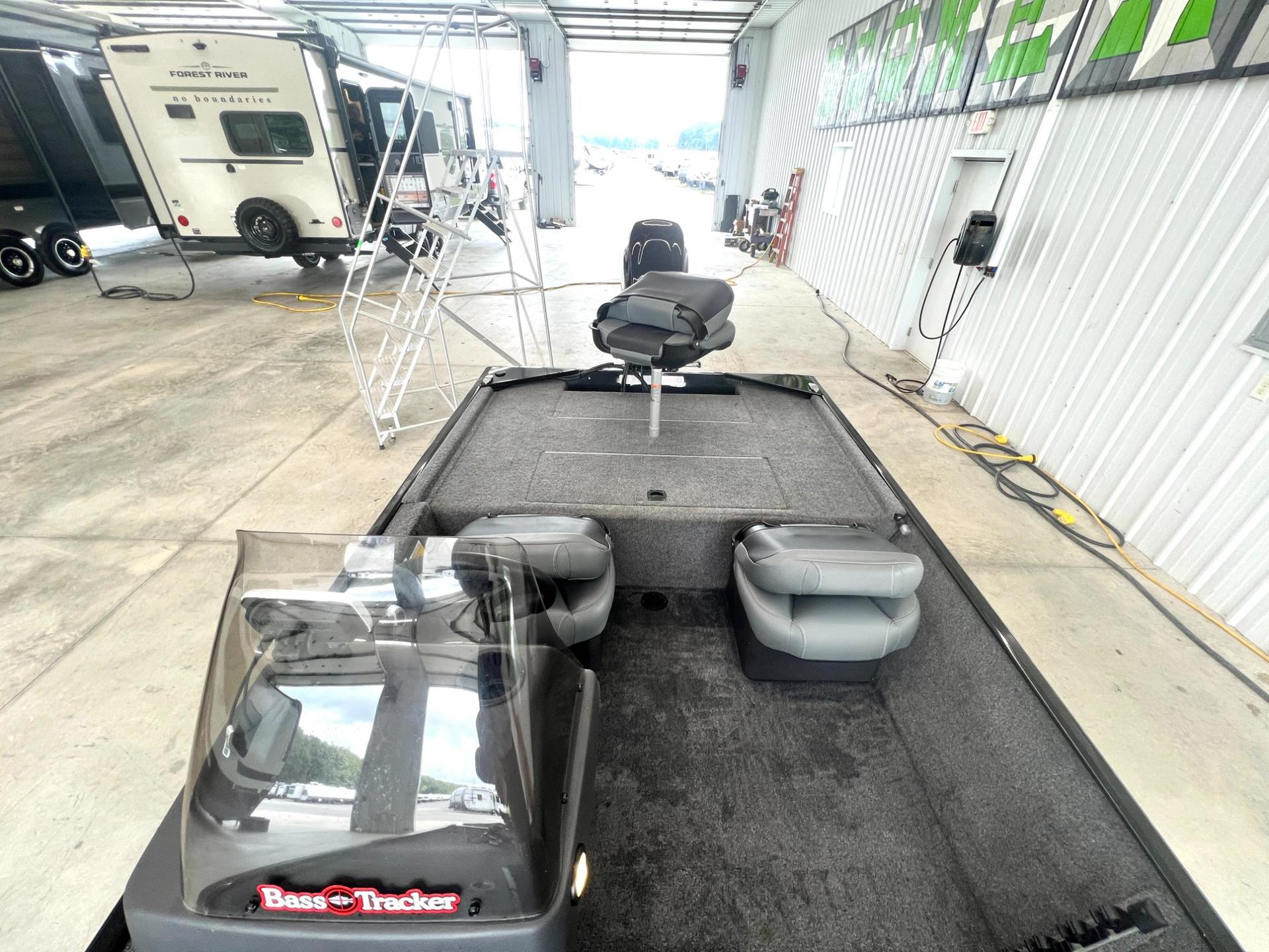 2022 Tracker 2022 Tracker BASS TRACKER - thumbnail 14