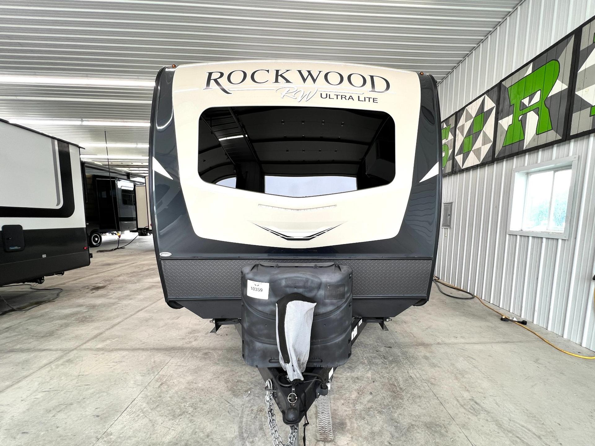 2021 Forest River 2021 Forest River Rockwood Ultra Lite - thumbnail 2