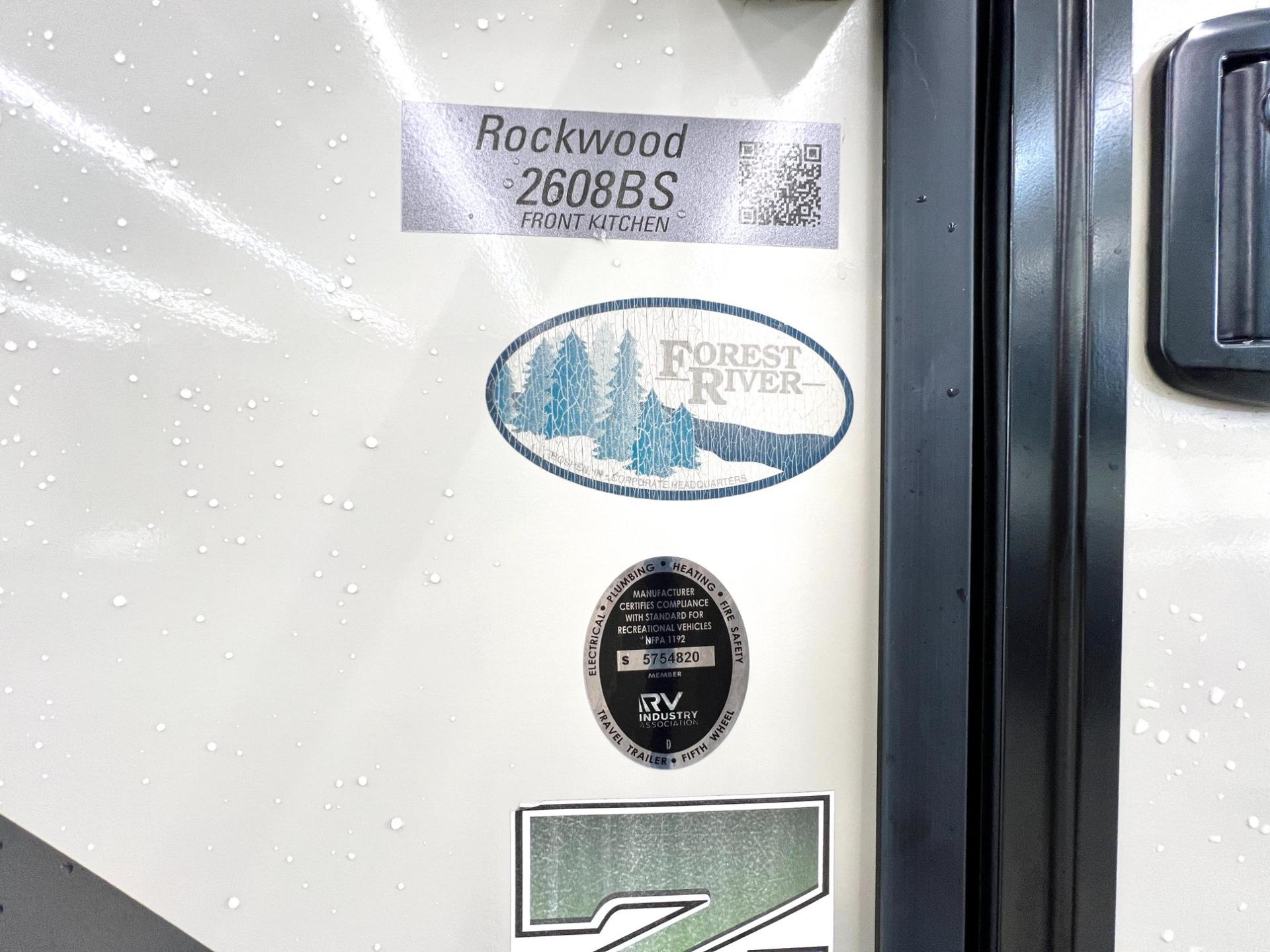 2021 Forest River 2021 Forest River Rockwood Ultra Lite - thumbnail 6