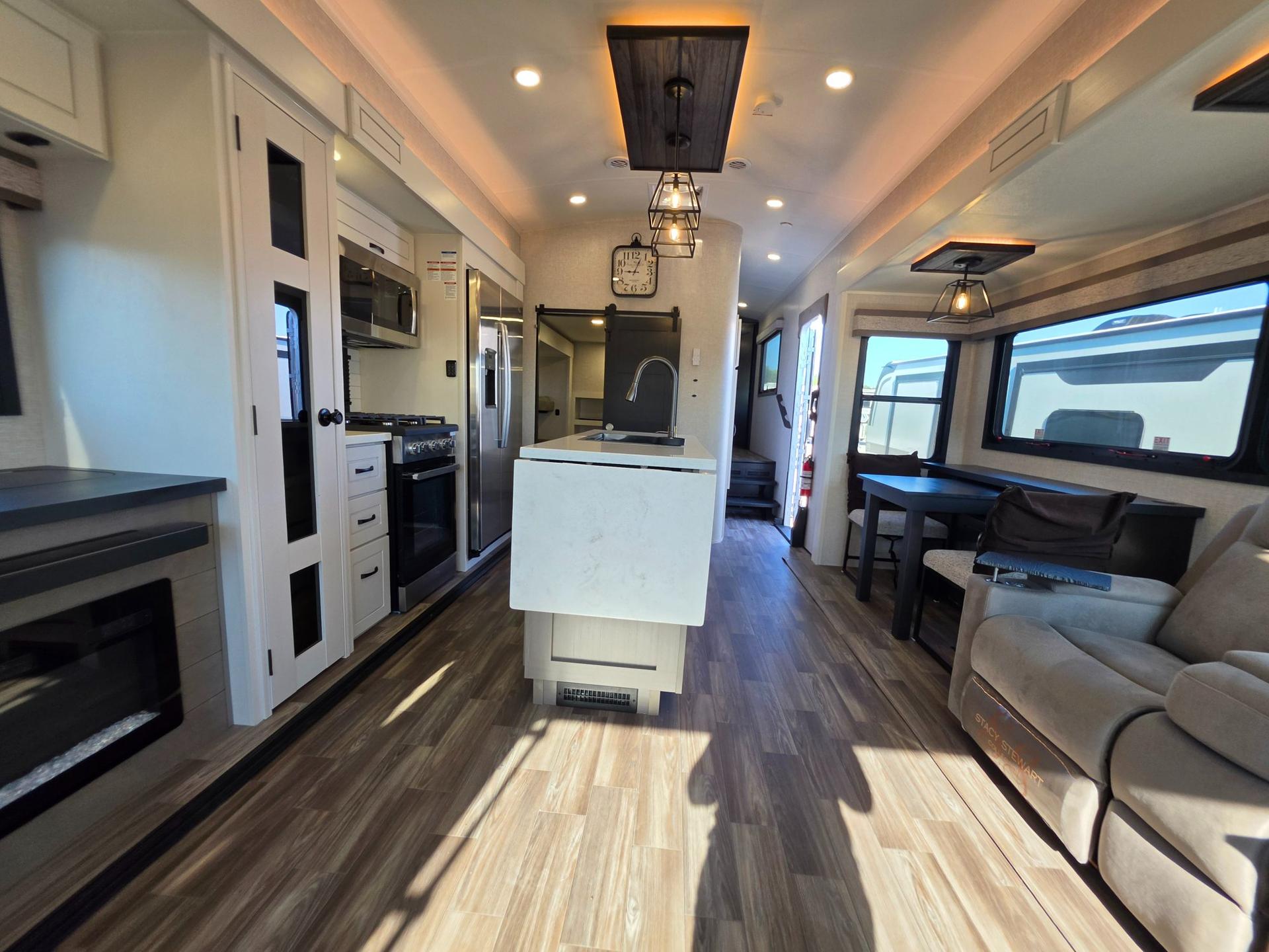 2025 Jayco 2025 Jayco North Point - thumbnail 16