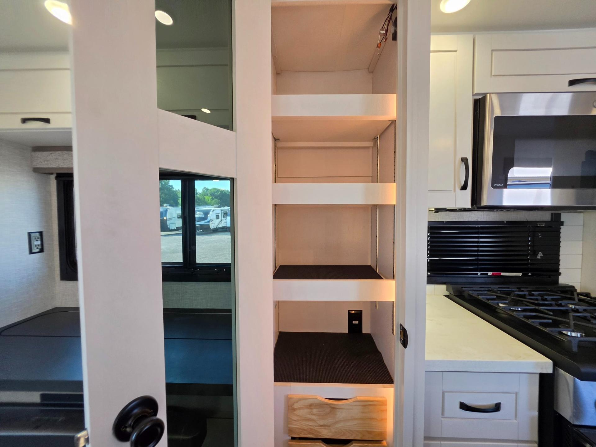 2025 Jayco 2025 Jayco North Point - thumbnail 21