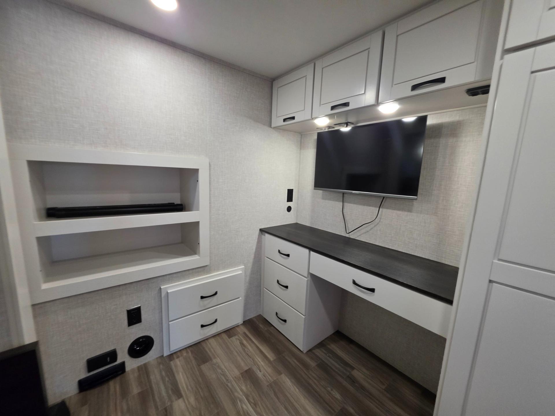 2025 Jayco 2025 Jayco North Point - thumbnail 34