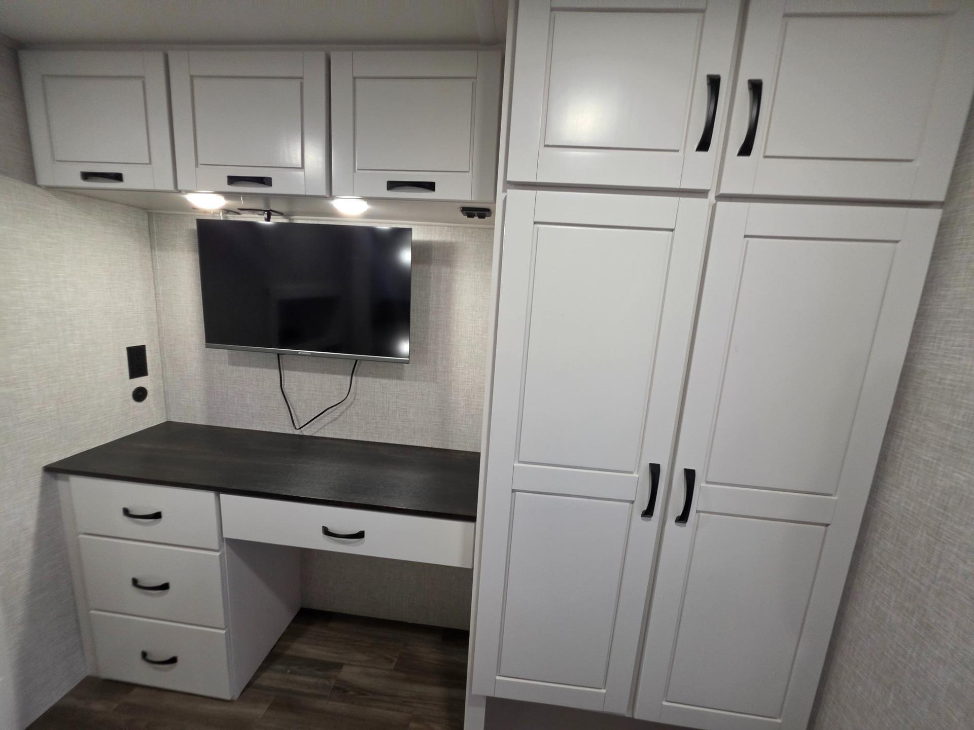 2025 Jayco 2025 Jayco North Point - thumbnail 37