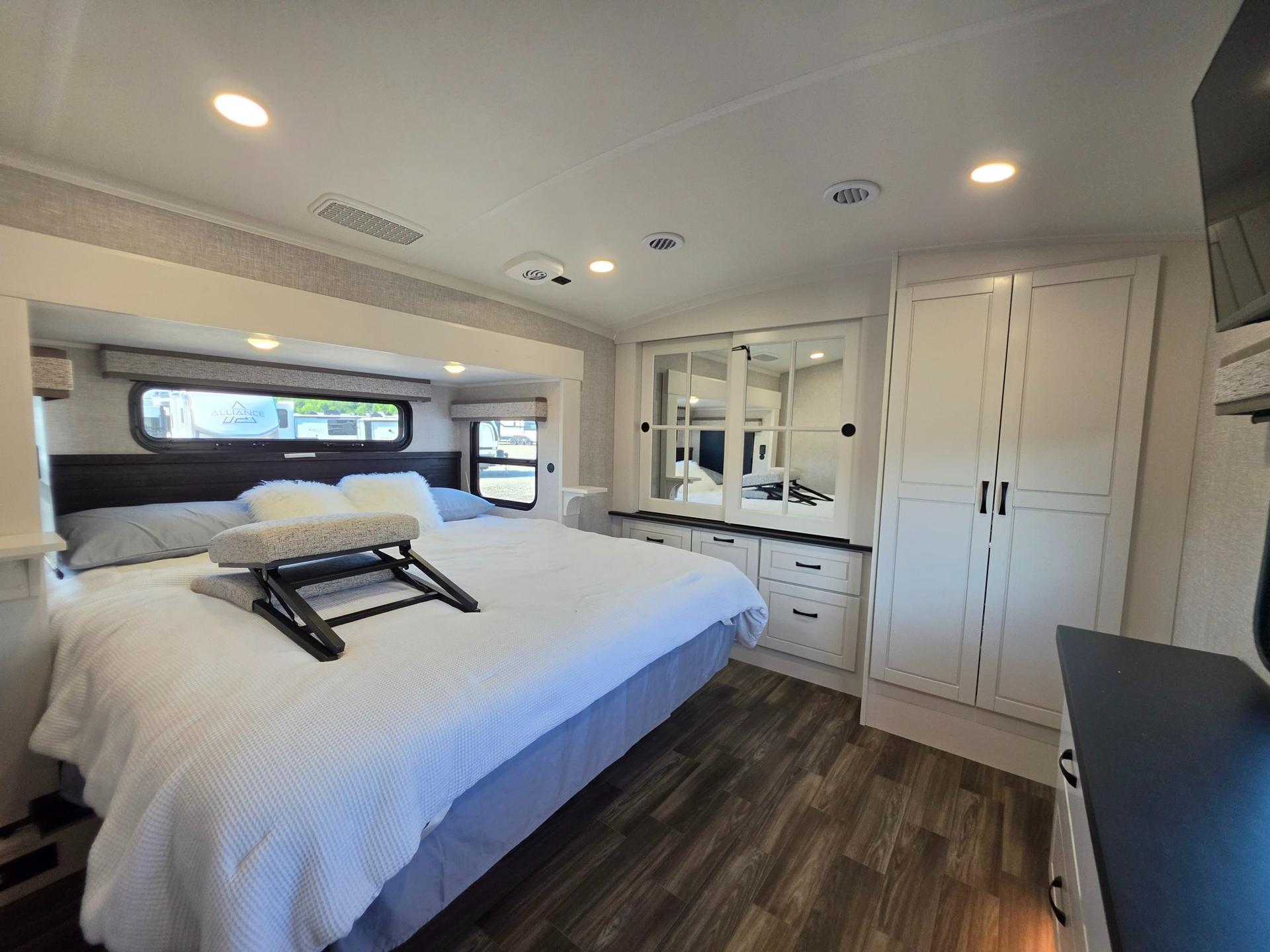 2025 Jayco 2025 Jayco North Point - thumbnail 46