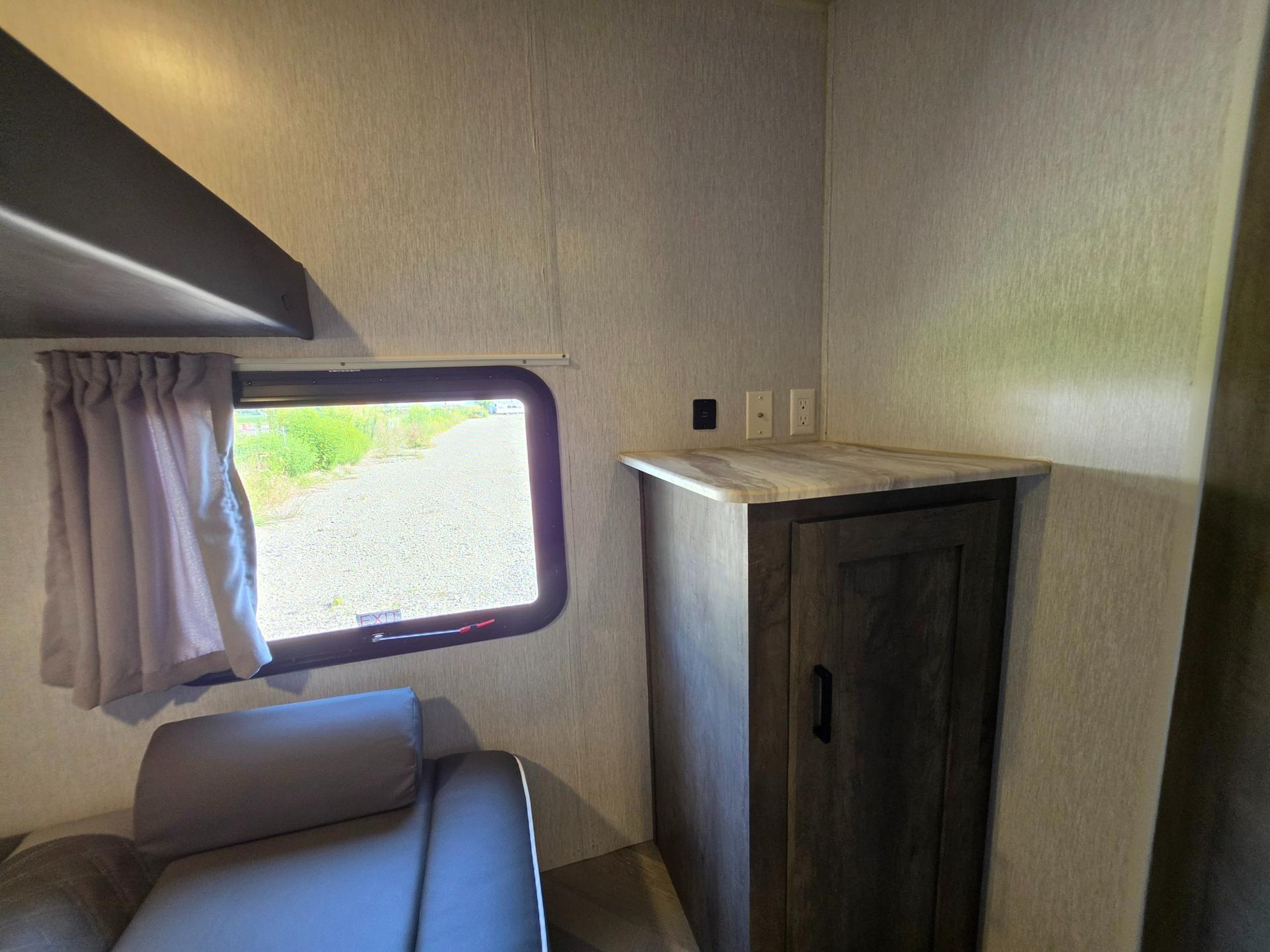 2022 Forest River 2022 Forest River Salem Cruise Lite - thumbnail 33