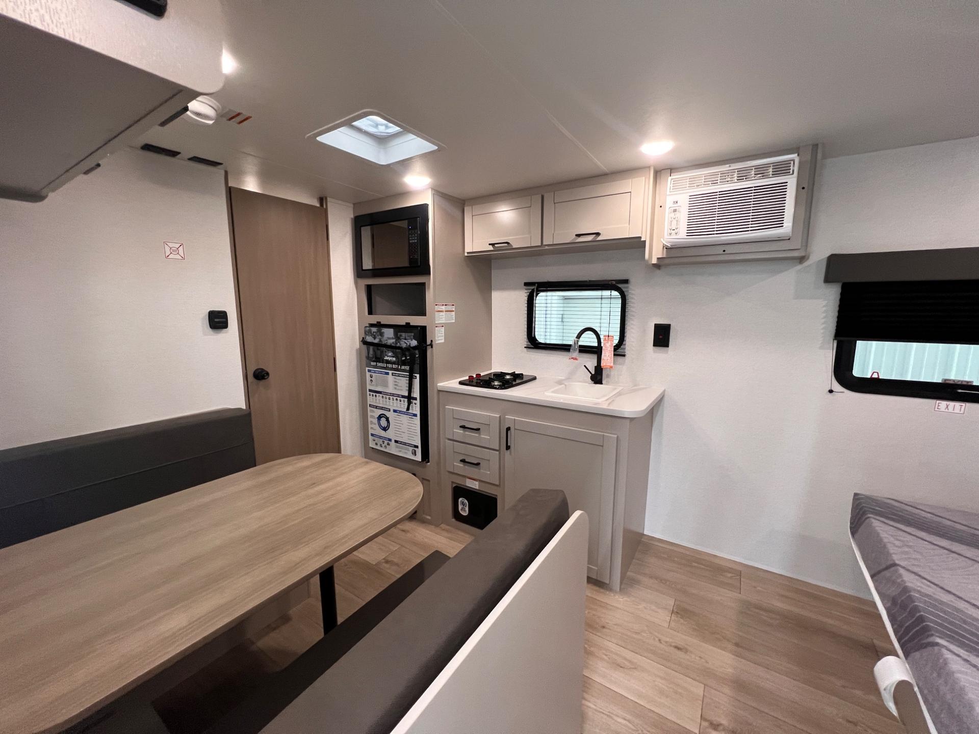 2027 Jayco 2027 Jayco Jay Flight - thumbnail 11