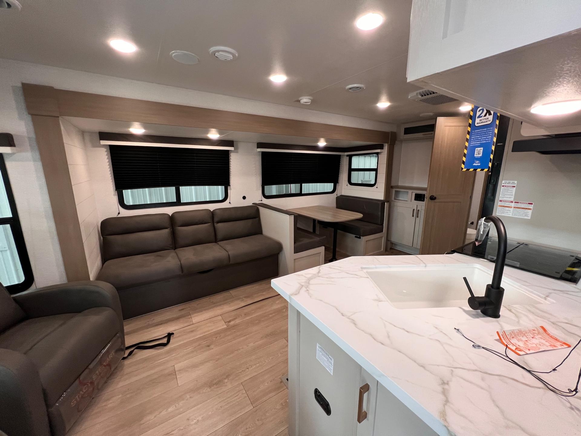 2027 Jayco 2027 Jayco Jay Flight - thumbnail 14