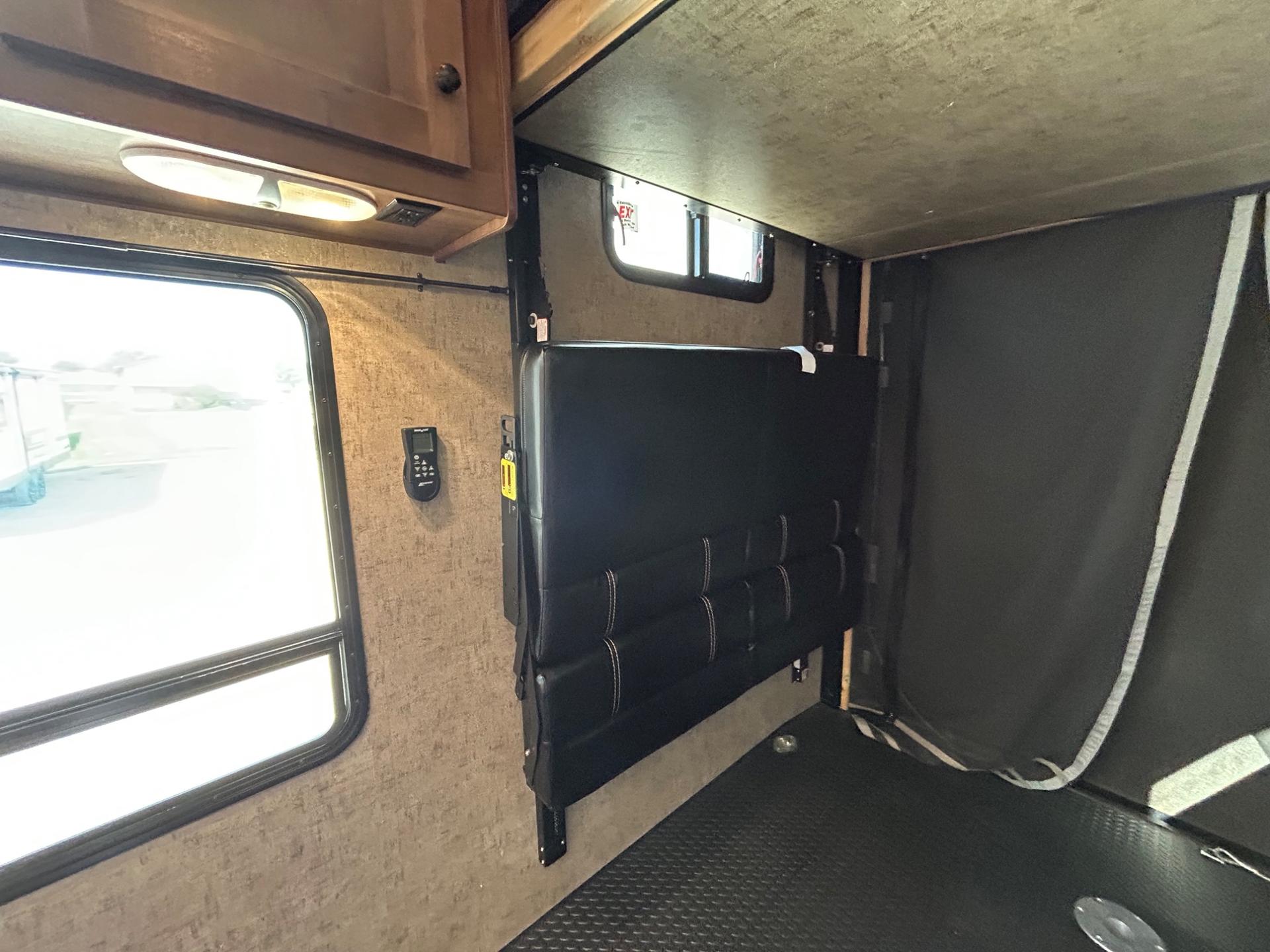 2019 Outdoors RV 2019 Outdoors RV Mountain Trax - thumbnail 15