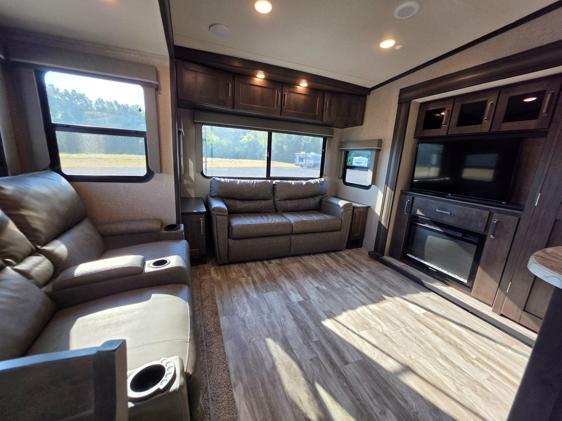 2023 Forest River 2023 Forest River Salem Cruise Lite - thumbnail 77