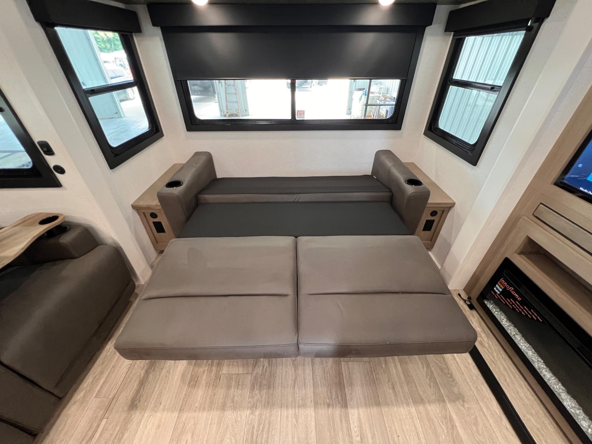 2027 Jayco 2027 Jayco Eagle - thumbnail 40