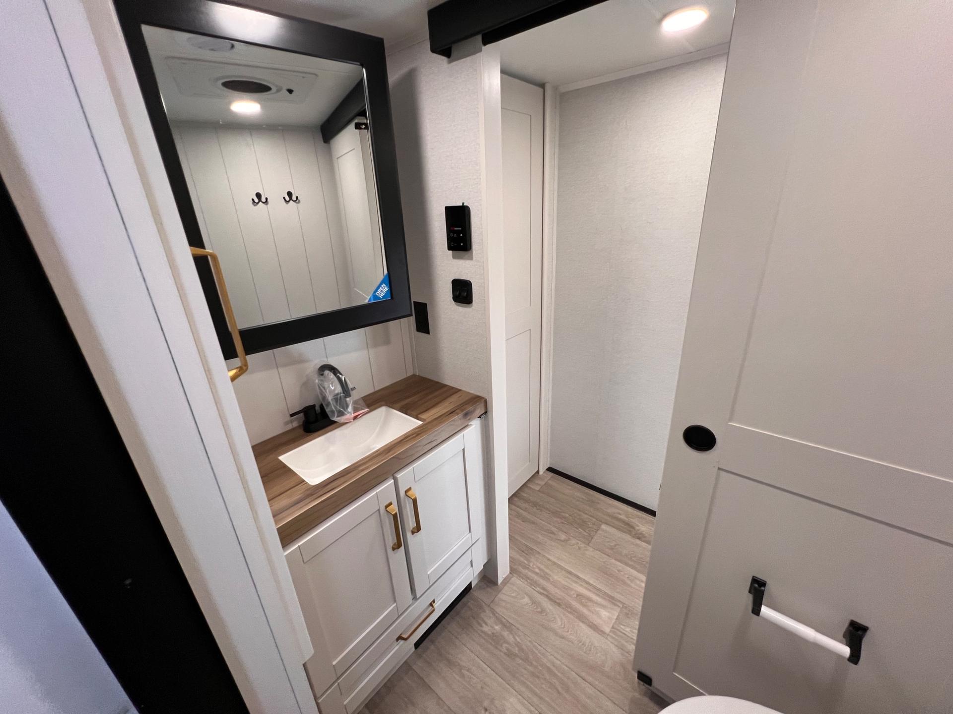 2027 Jayco 2027 Jayco Eagle - thumbnail 44