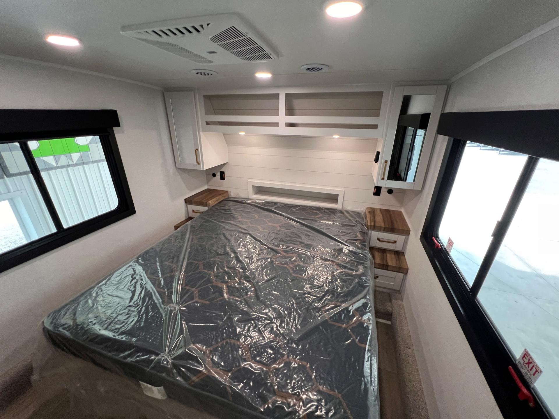 2027 Jayco 2027 Jayco Eagle - thumbnail 47