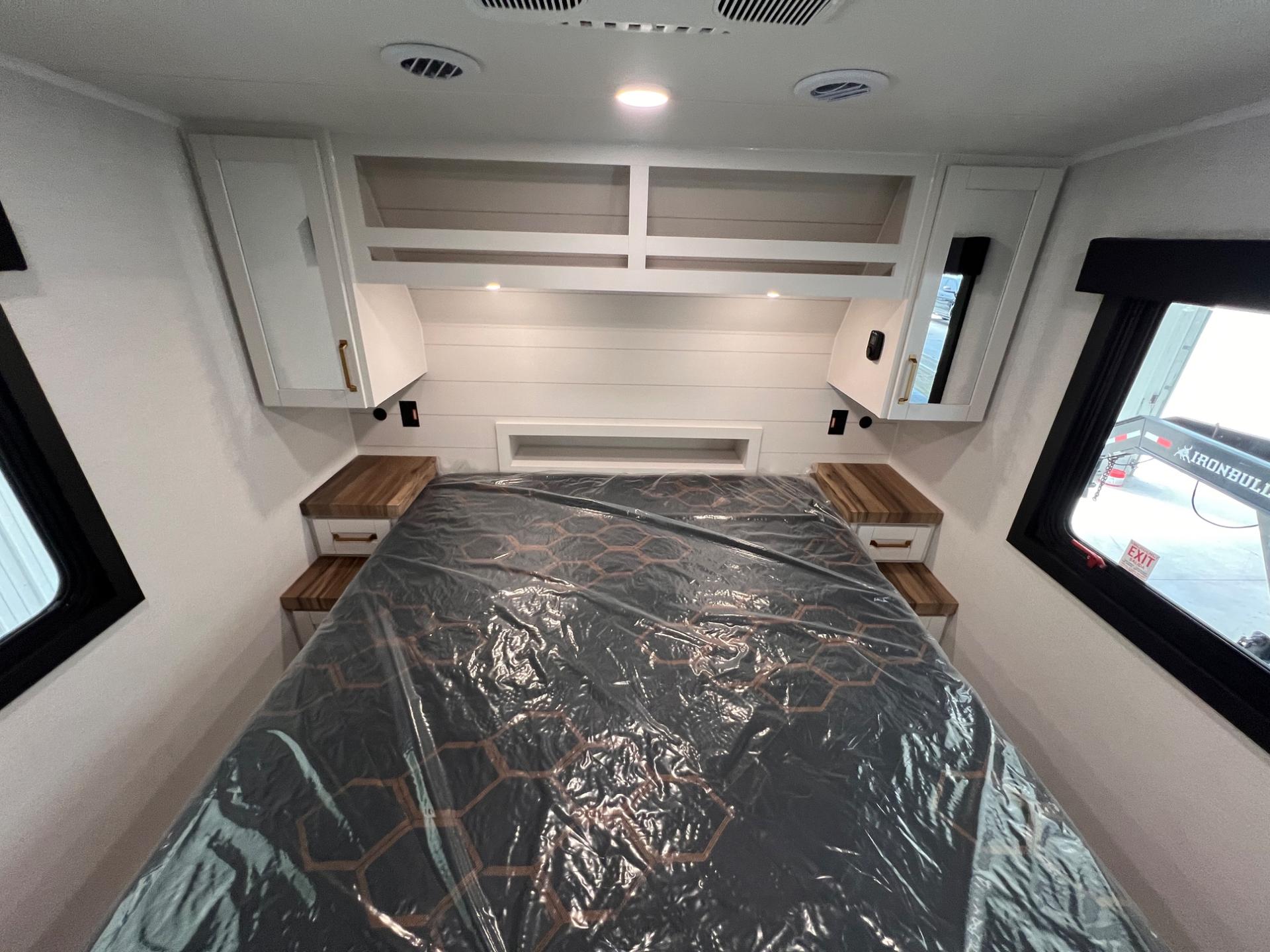 2027 Jayco 2027 Jayco Eagle - thumbnail 51