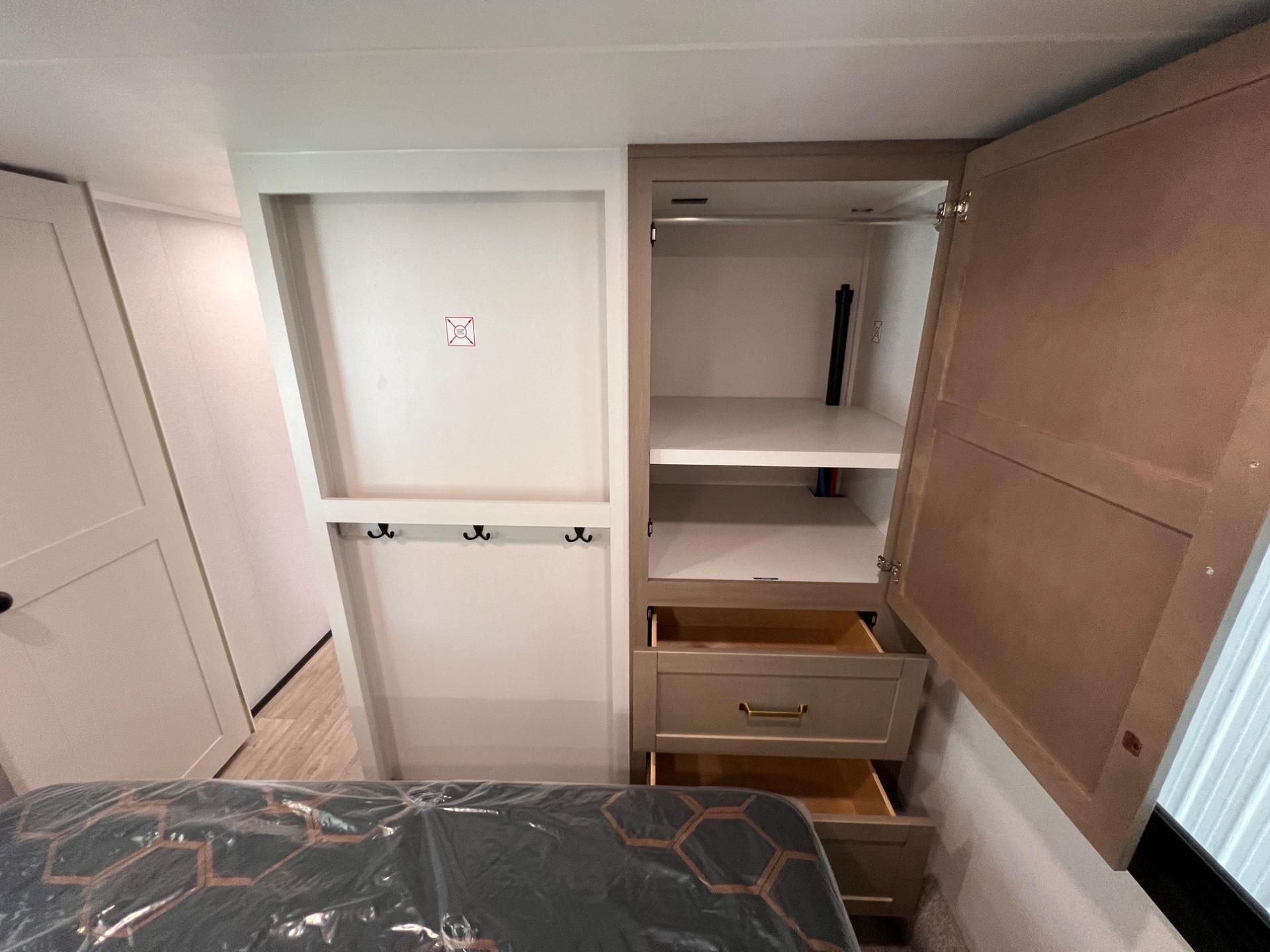 2027 Jayco 2027 Jayco Eagle - thumbnail 54