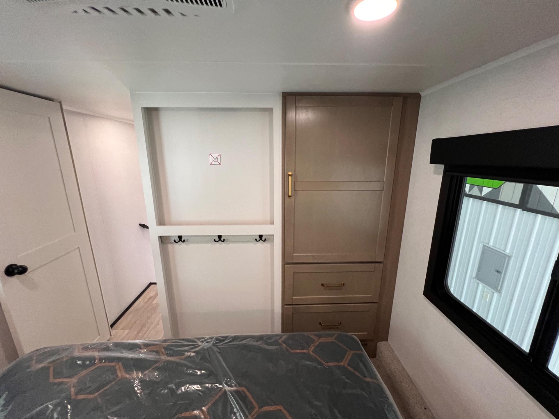 2027 Jayco 2027 Jayco Eagle - thumbnail 55