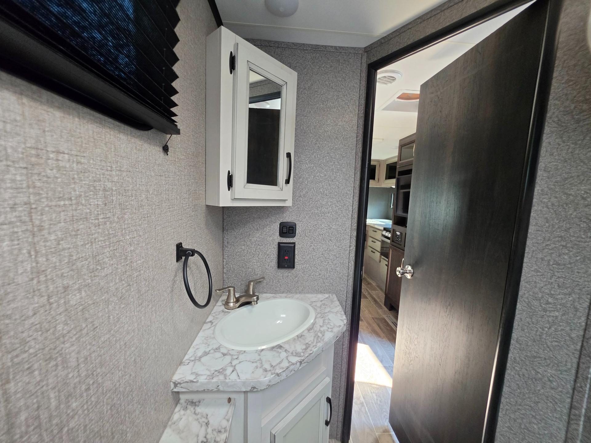 2021 Jayco 2021 Jayco Jay Feather - thumbnail 23