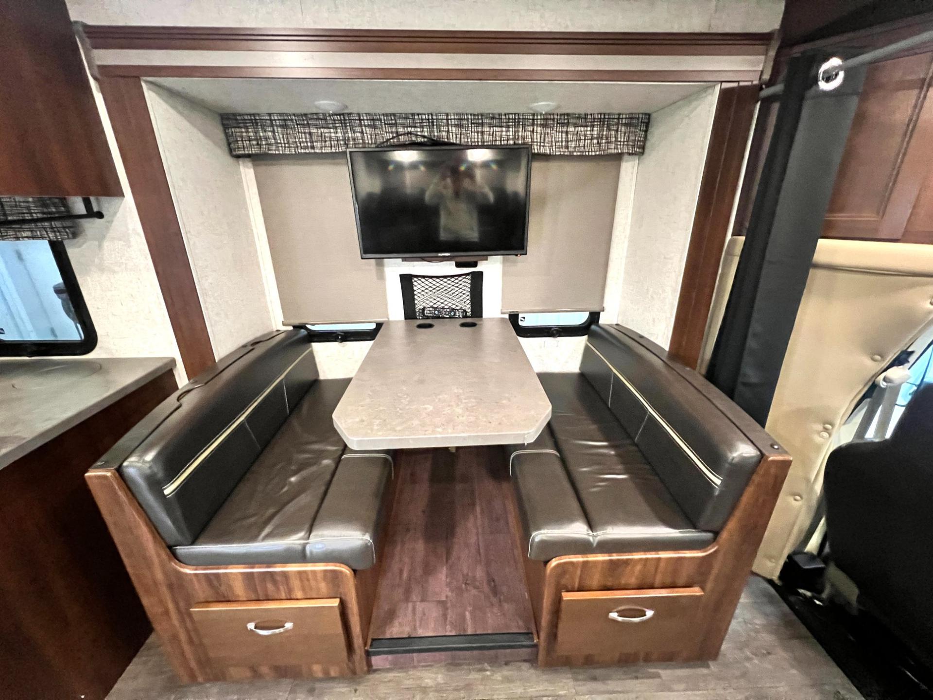 2019 Forest River 2019 Forest River Sunseeker - thumbnail 21