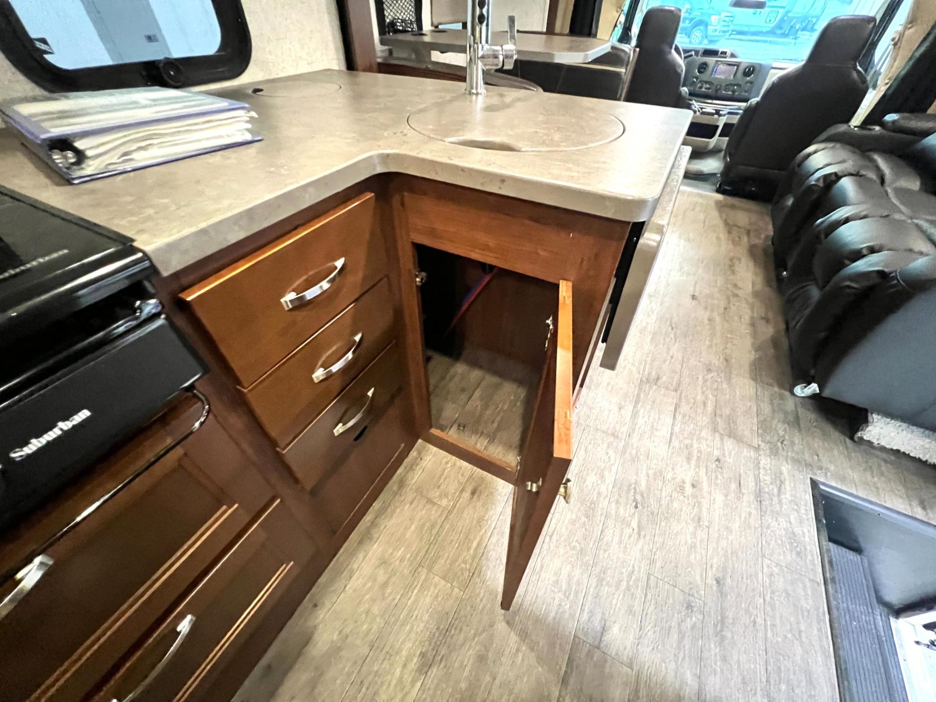 2019 Forest River 2019 Forest River Sunseeker - thumbnail 26
