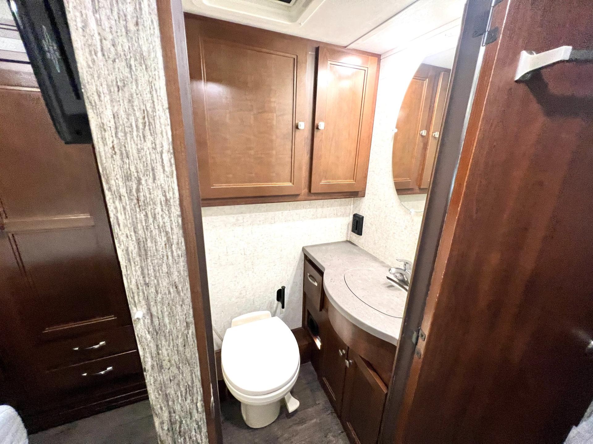 2019 Forest River 2019 Forest River Sunseeker - thumbnail 30
