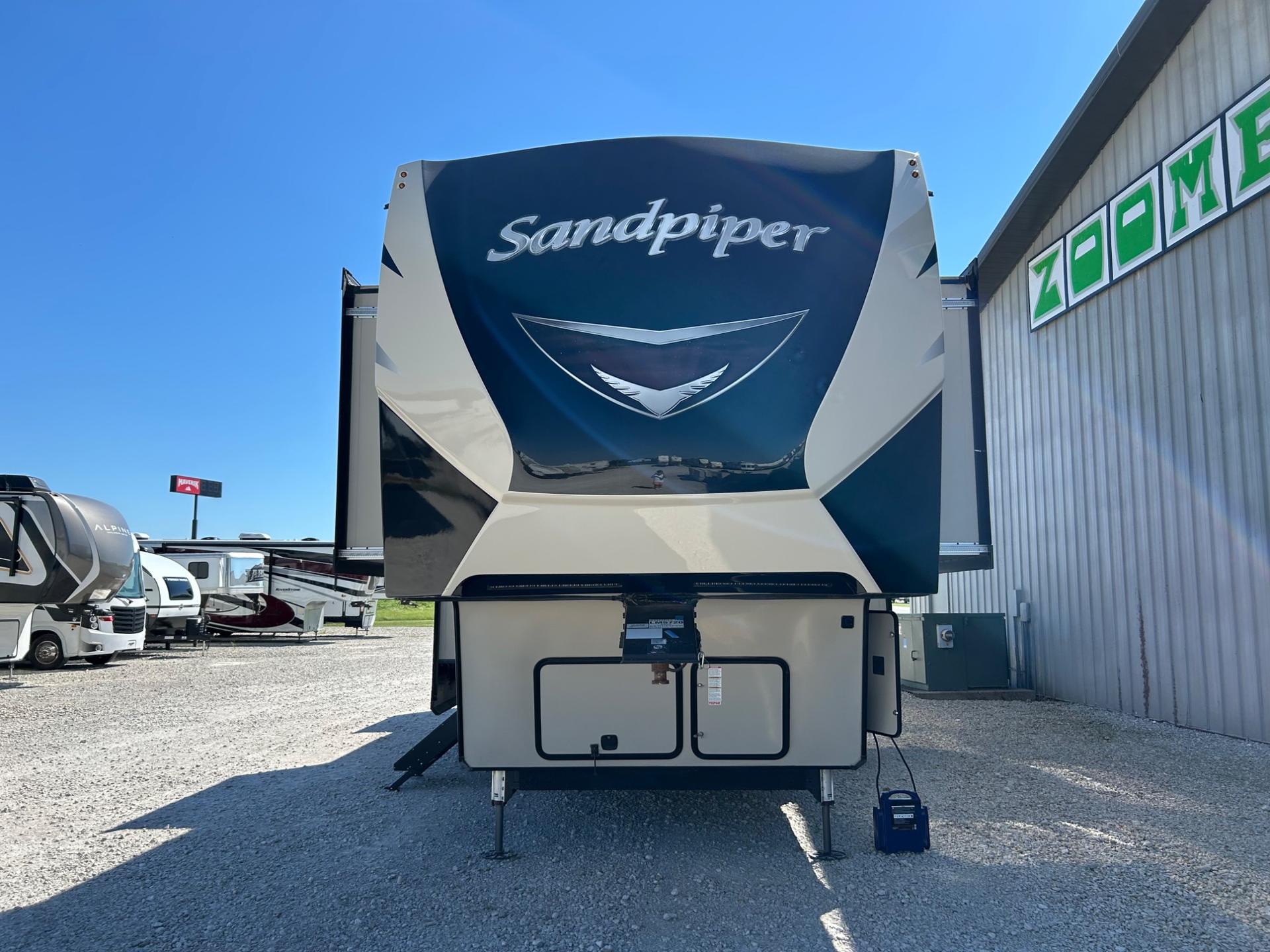2020 Forest River 2020 Forest River Sandpiper - thumbnail 3