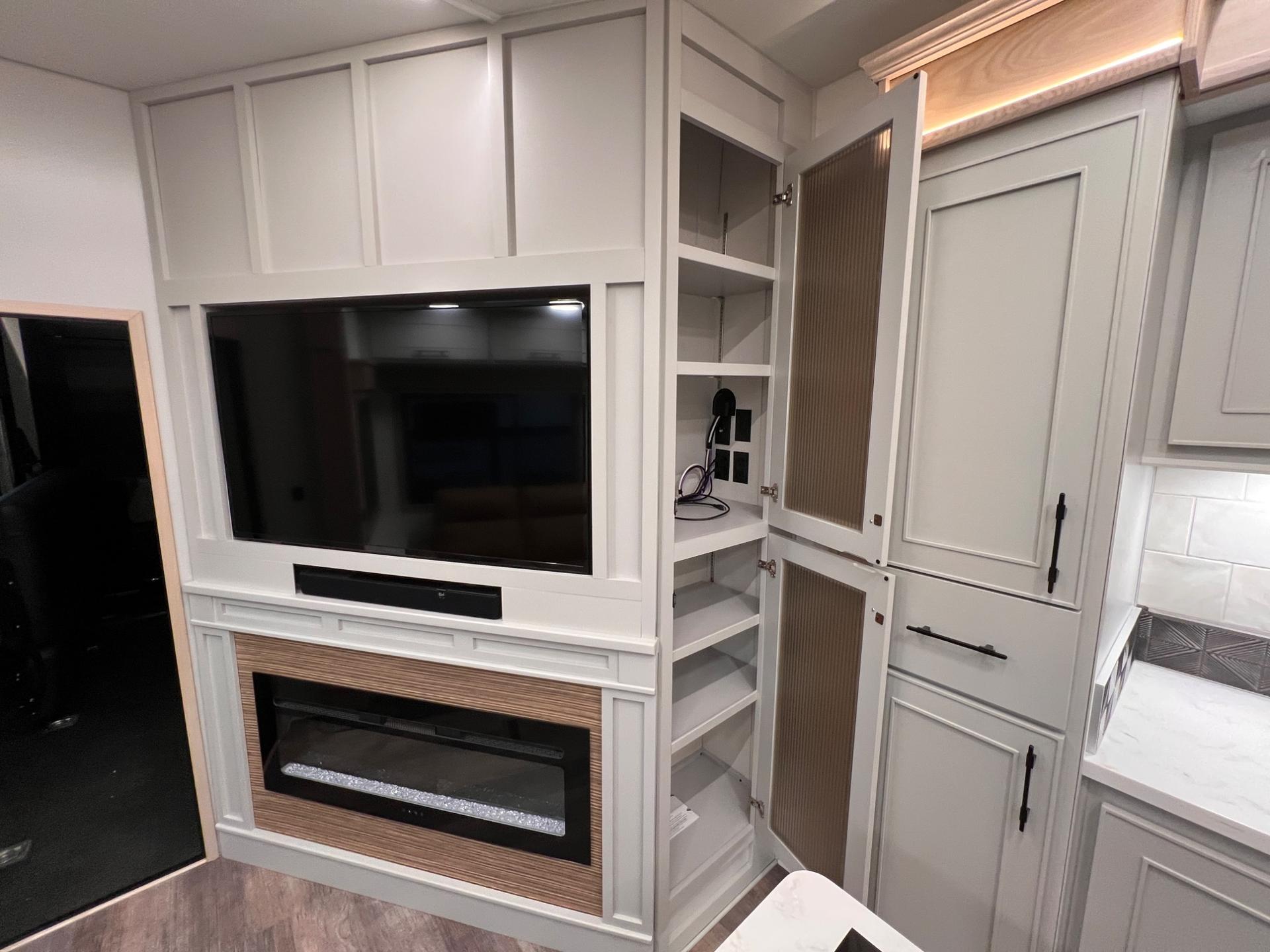 2025 DRV Luxury Suites 2025 DRV Luxury Suites FullHouse - thumbnail 35