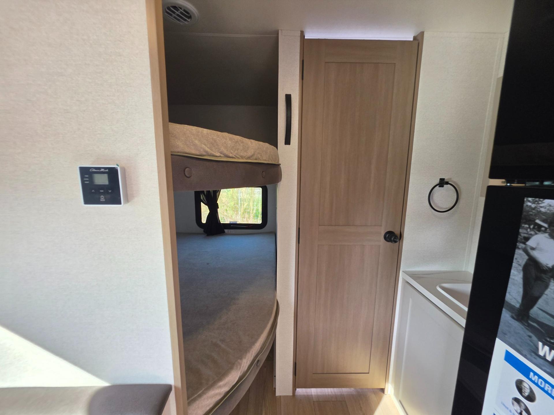 2027 Jayco 2027 Jayco Jay Flight - thumbnail 23
