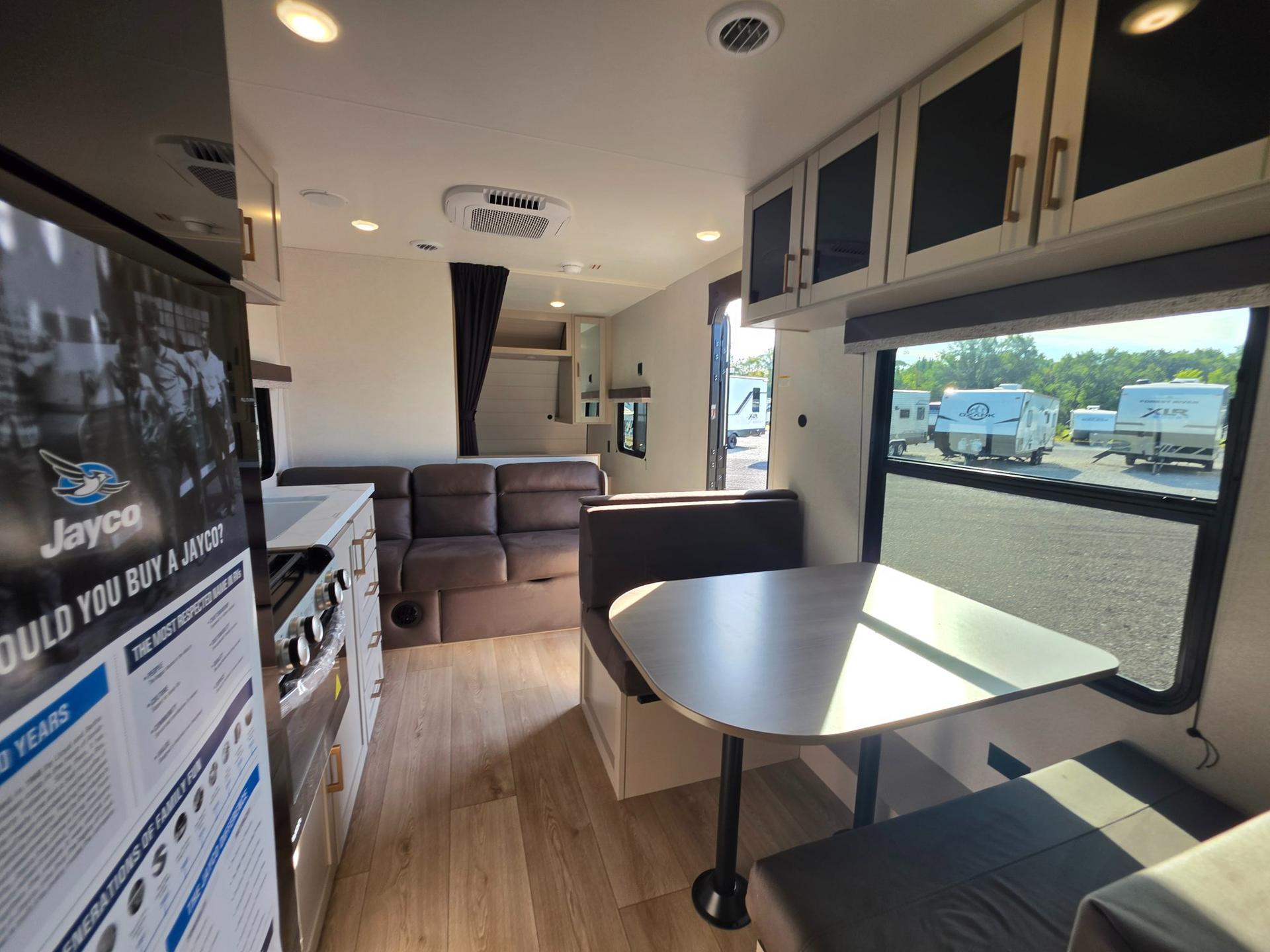 2027 Jayco 2027 Jayco Jay Flight - thumbnail 32