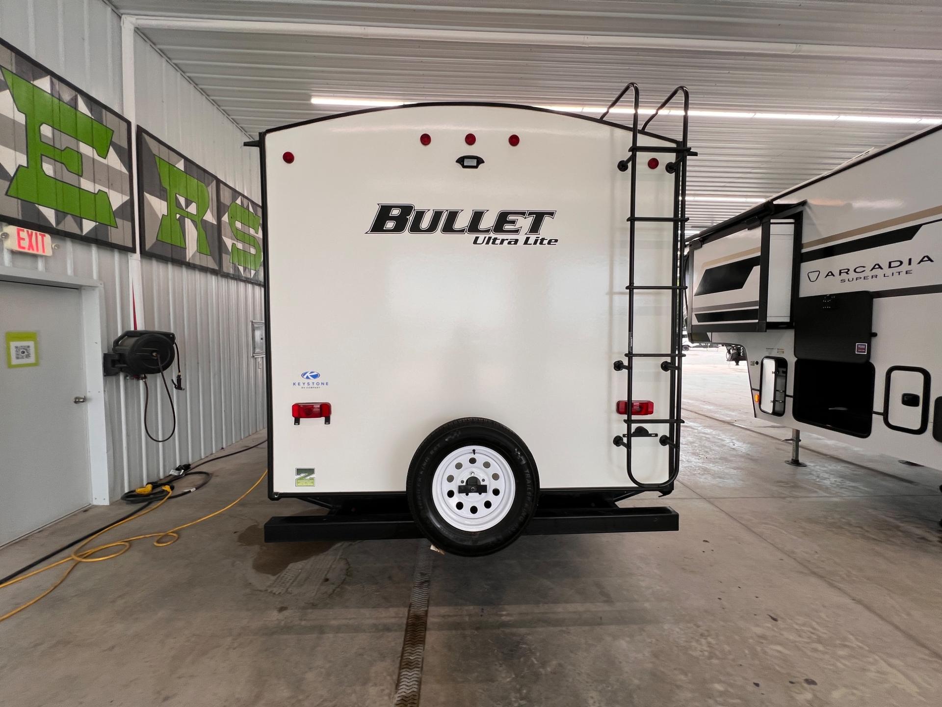2021 Keystone 2021 Keystone Bullet - thumbnail 3