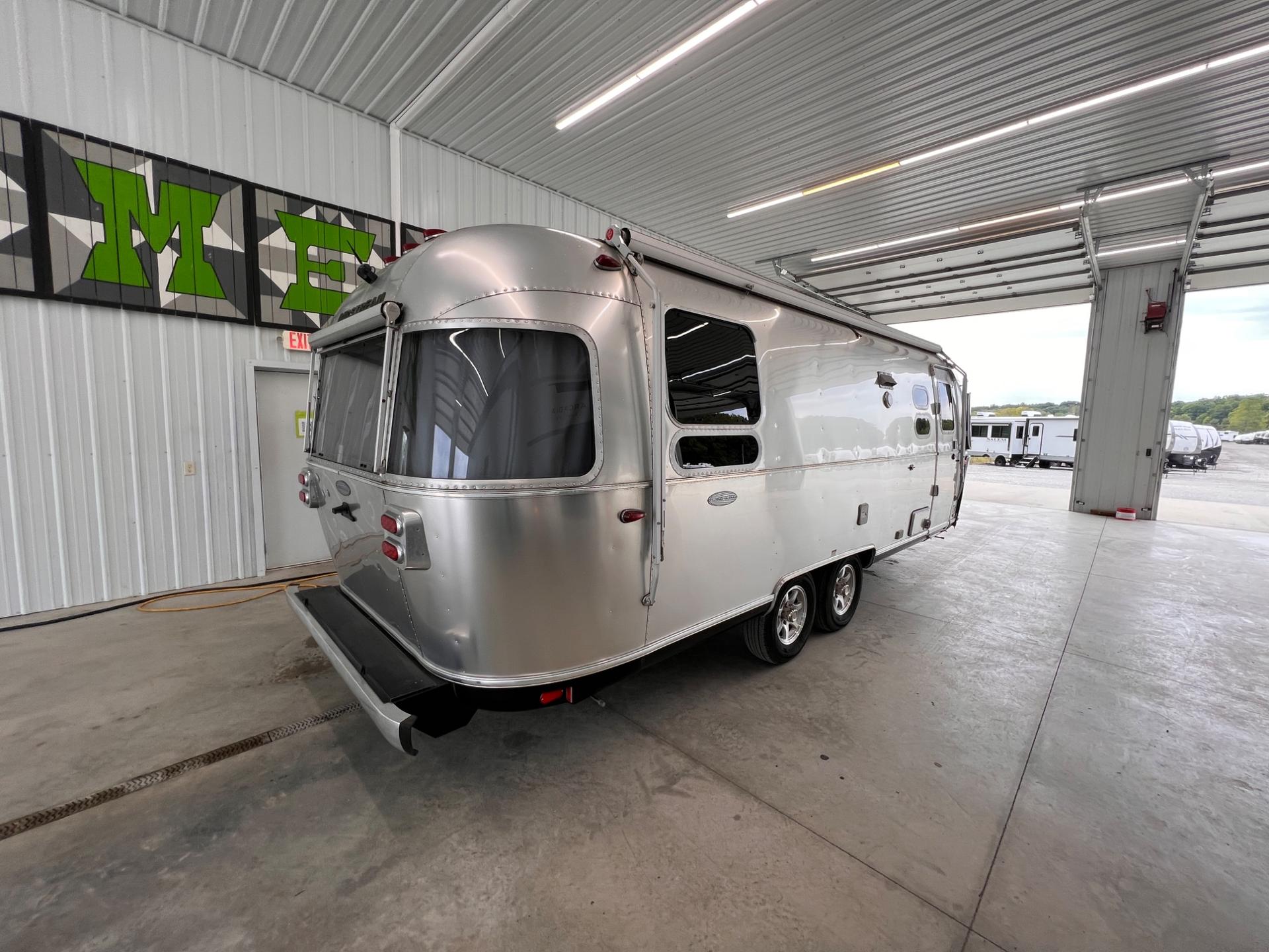 2019 Airstream 2019 Airstream Flying Cloud - thumbnail 42
