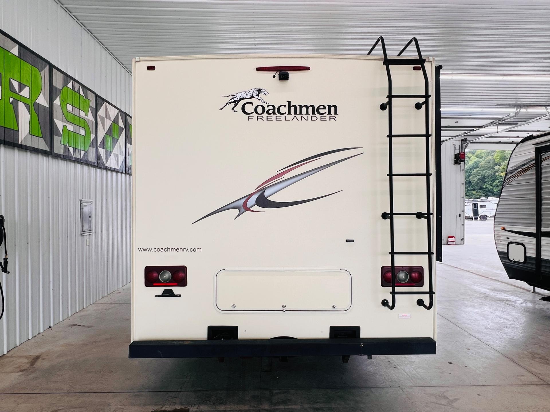 2016 Coachmen 2016 Coachmen Freelander - thumbnail 3