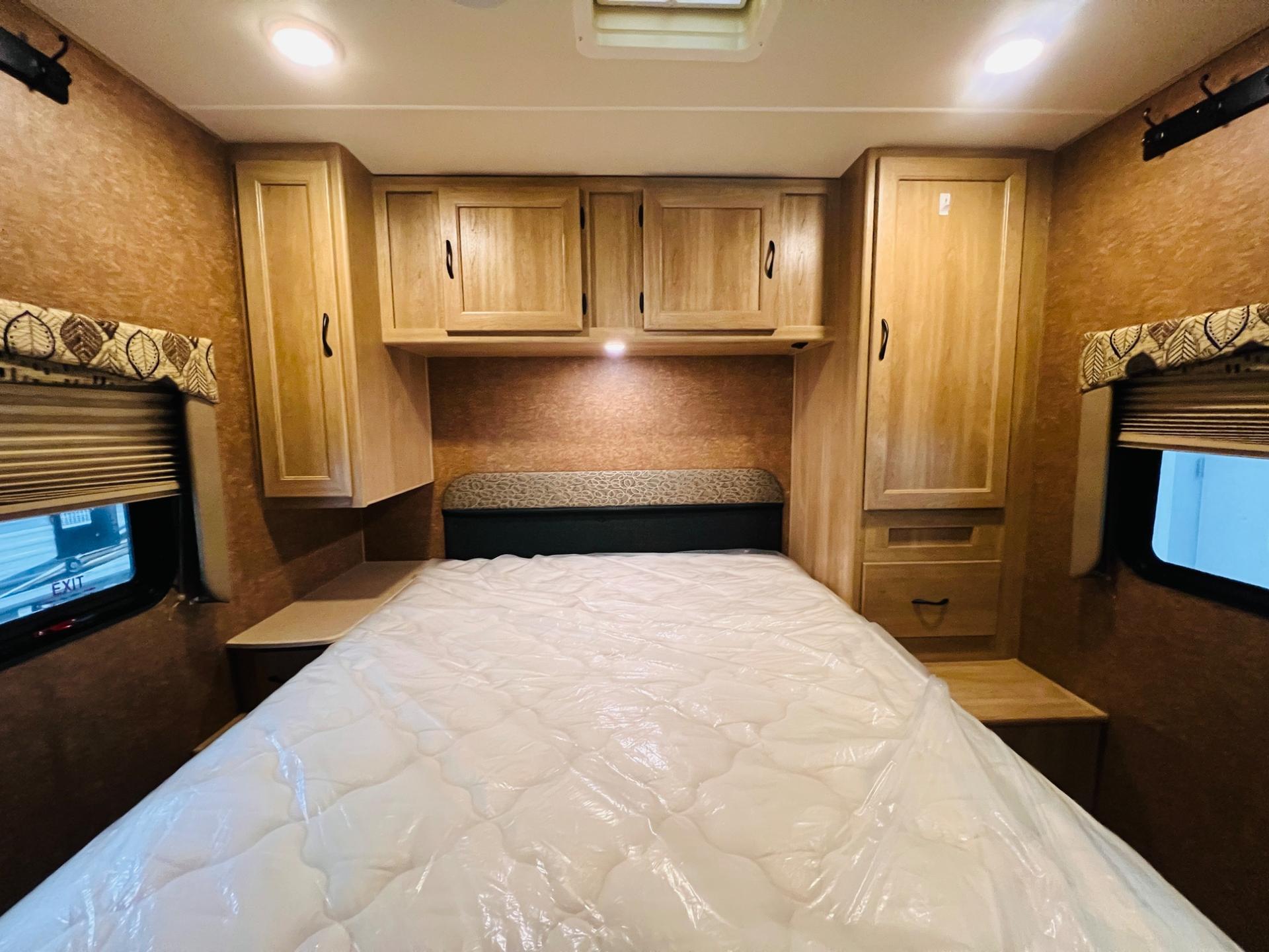 2016 Coachmen 2016 Coachmen Freelander - thumbnail 48