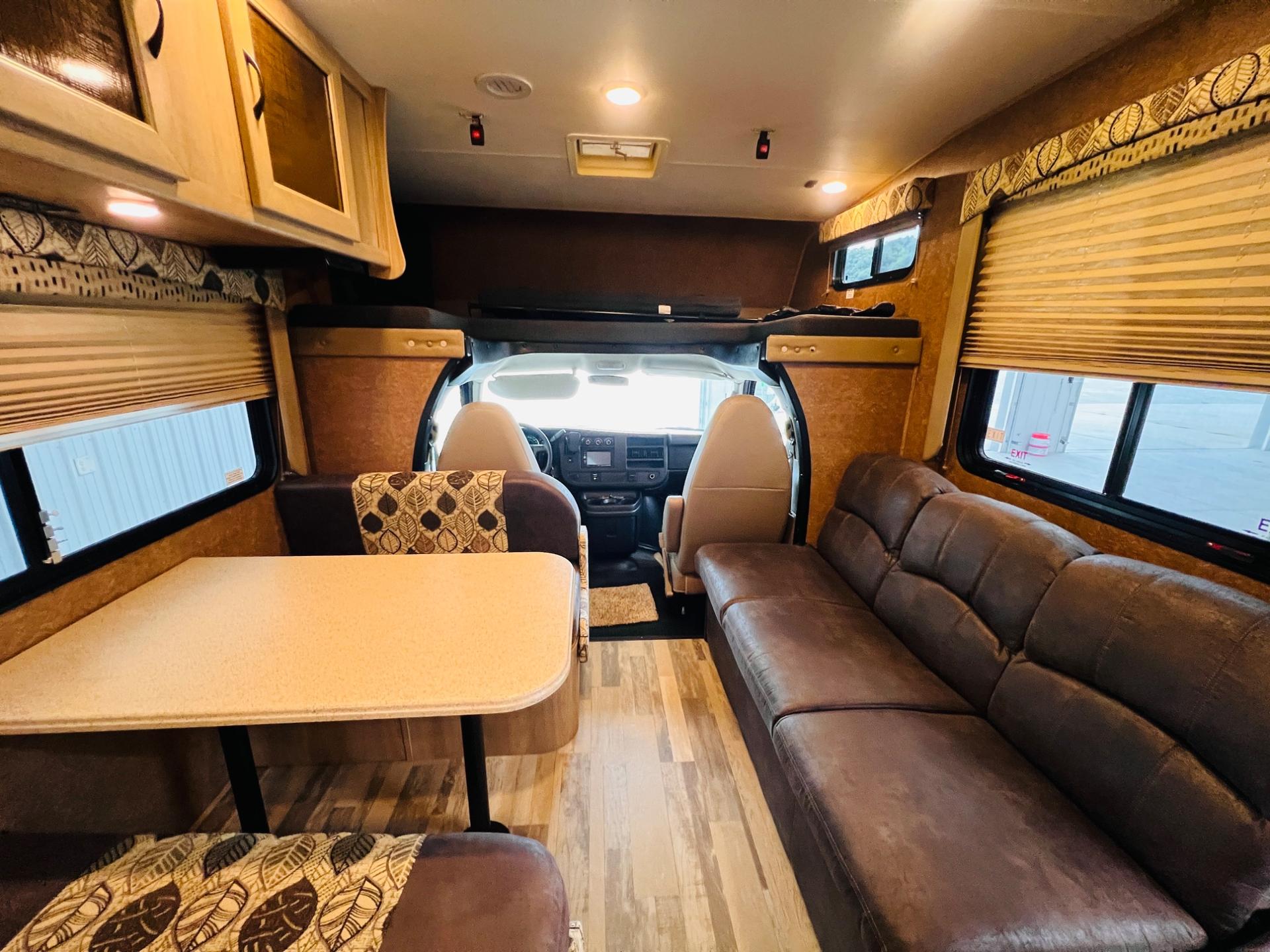 2016 Coachmen 2016 Coachmen Freelander - thumbnail 23