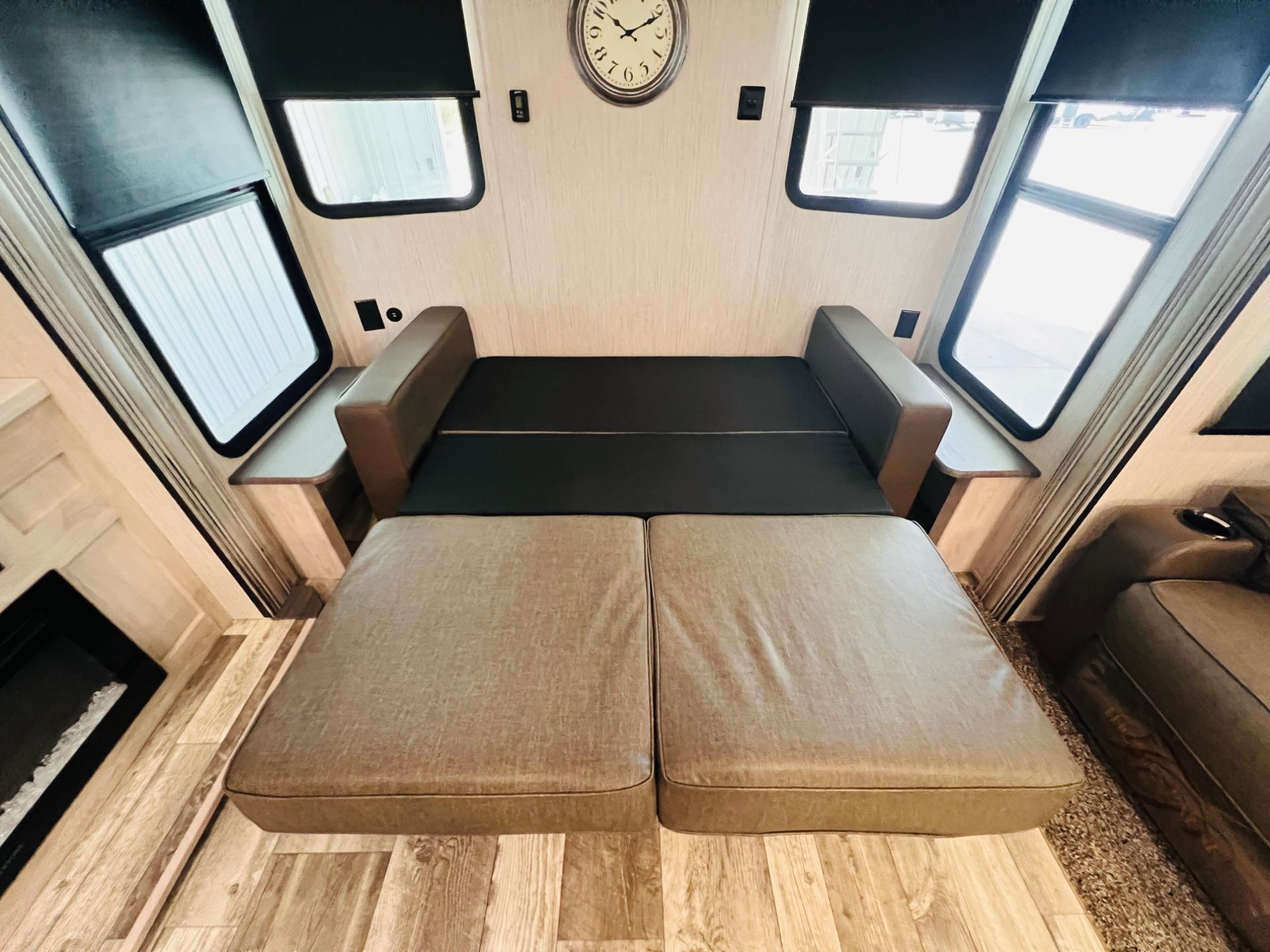 2022 Forest River 2022 Forest River Sierra Destination Trailers - thumbnail 25