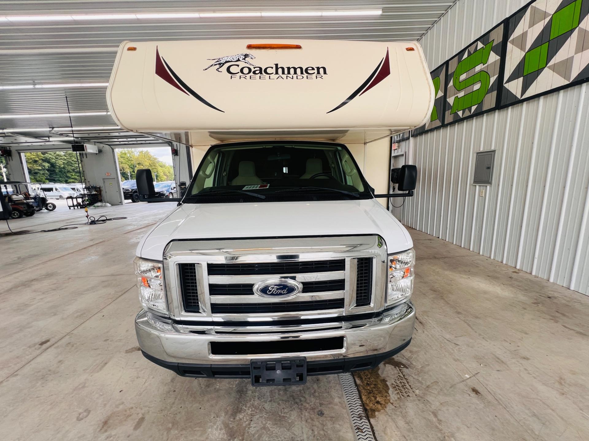 2019 Coachmen 2019 Coachmen Freelander - thumbnail 3