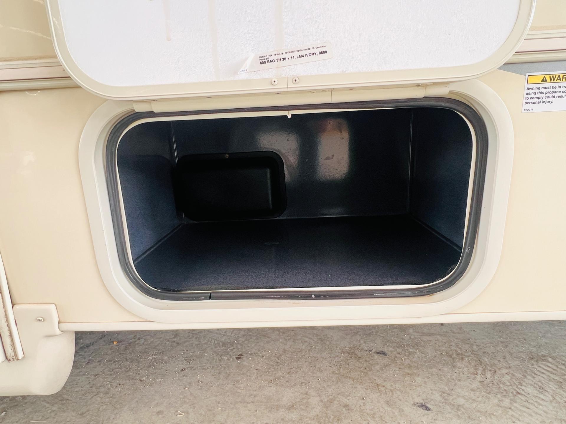 2019 Coachmen 2019 Coachmen Freelander - thumbnail 15