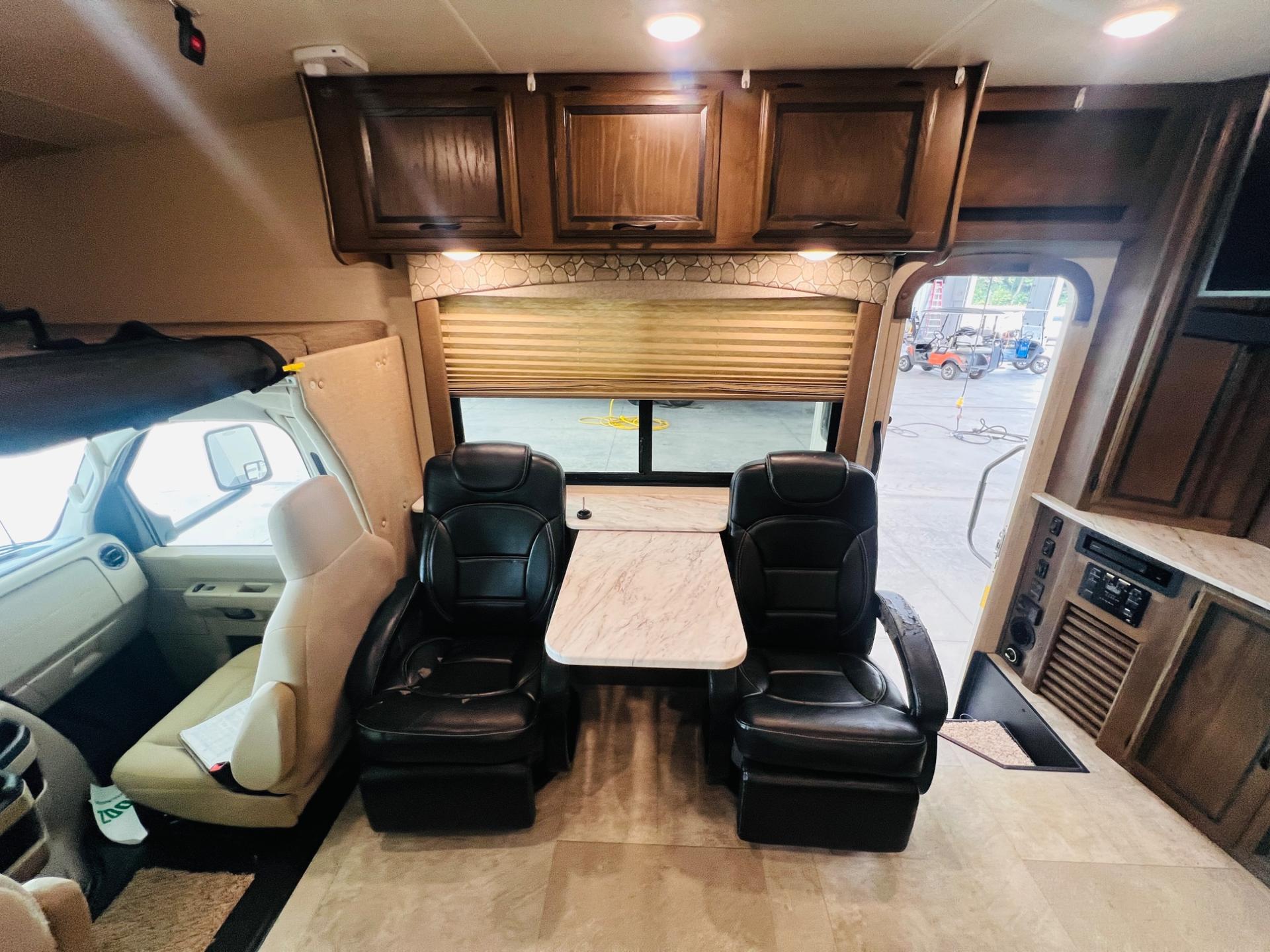 2019 Coachmen 2019 Coachmen Freelander - thumbnail 23