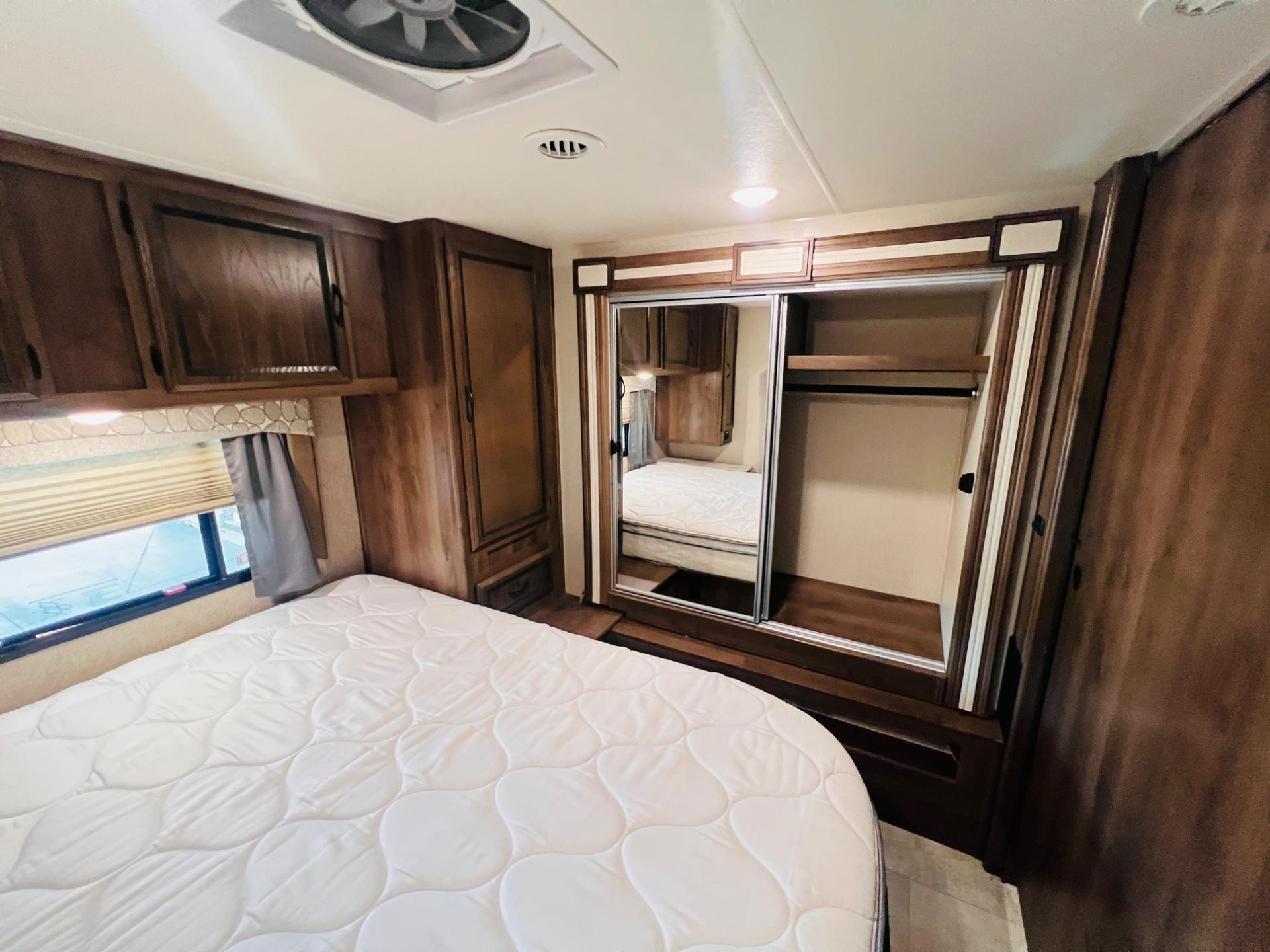 2019 Coachmen 2019 Coachmen Freelander - thumbnail 45