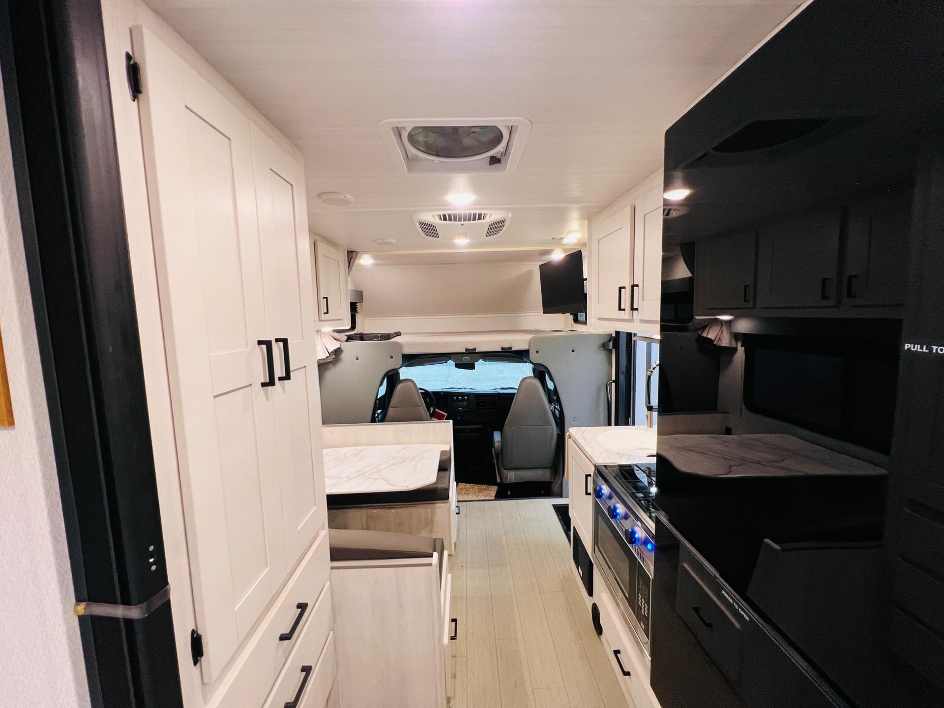 2020 Entegra Coach 2020 Entegra Coach Odyssey - thumbnail 29