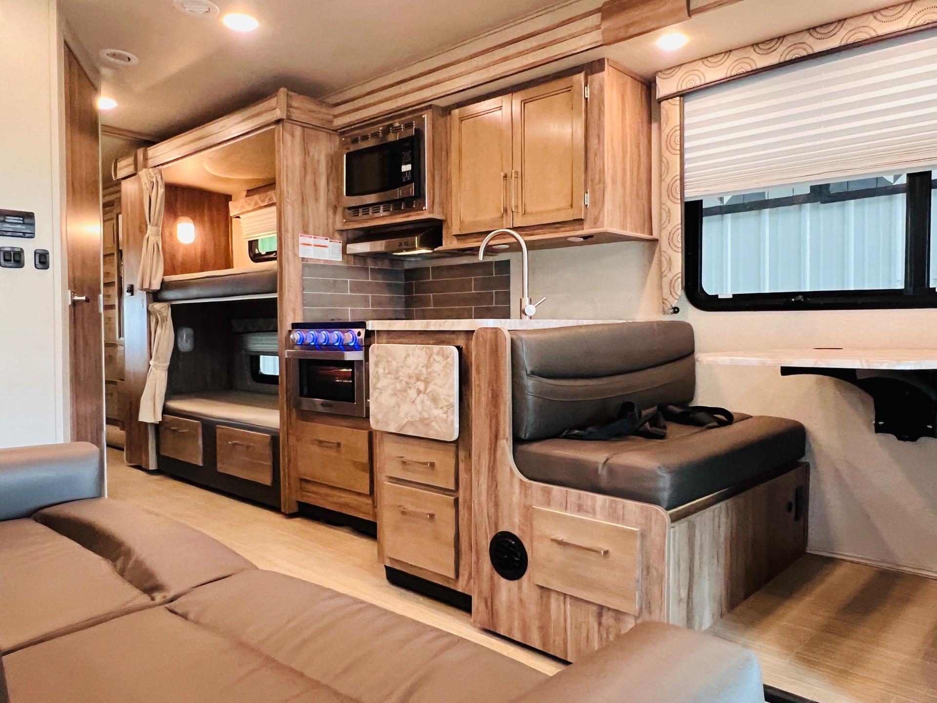 2020 Entegra Coach 2020 Entegra Coach Odyssey - thumbnail 30