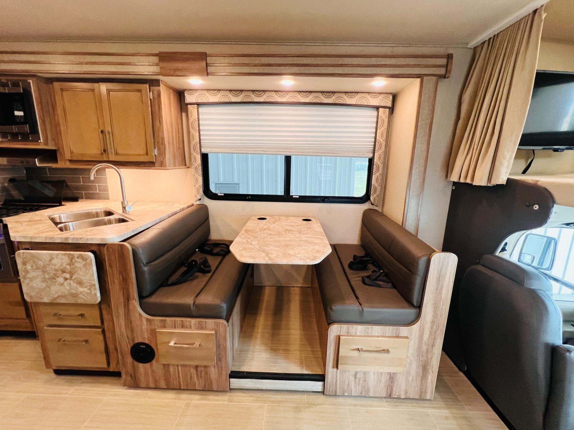 2020 Entegra Coach 2020 Entegra Coach Odyssey - thumbnail 36